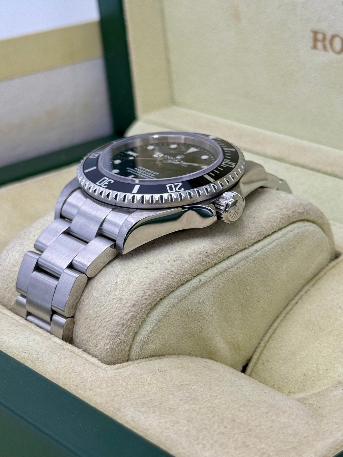 2005 Rolex Sea-Dweller 40mm 16600 Stainless Steel Black Dial - Image 5