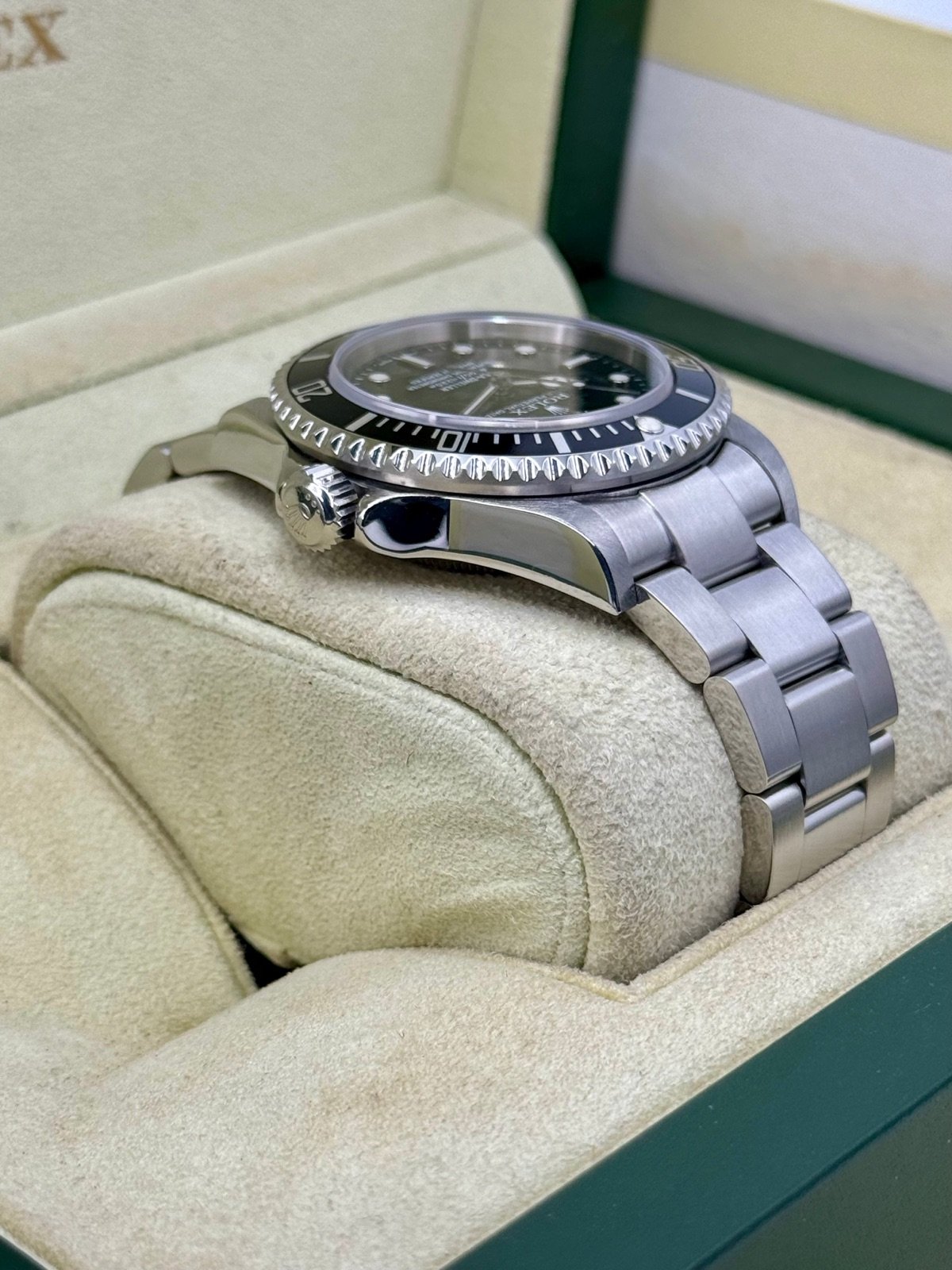 2005 Rolex Sea-Dweller 40mm 16600 Stainless Steel Black Dial - Image 8