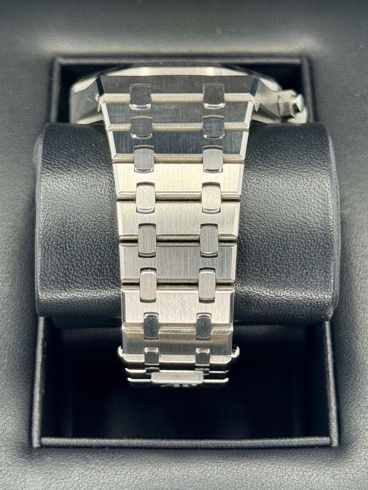Audemars Piguet Royal Oak 41mm 26331ST Chronograph Panda - Image 3