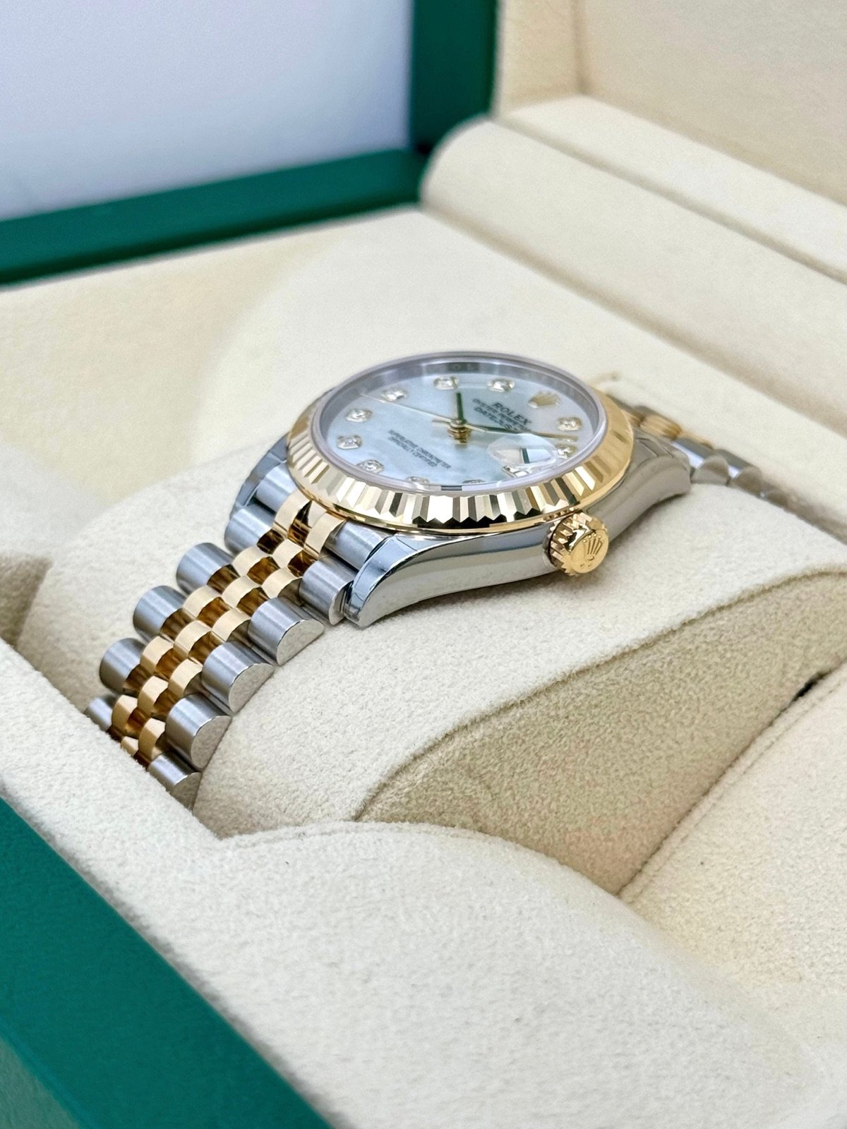 2023 Rolex Datejust 31mm 278273 Two-Tone Jubilee MOP Dimond Dial (Unworn) - Image 6