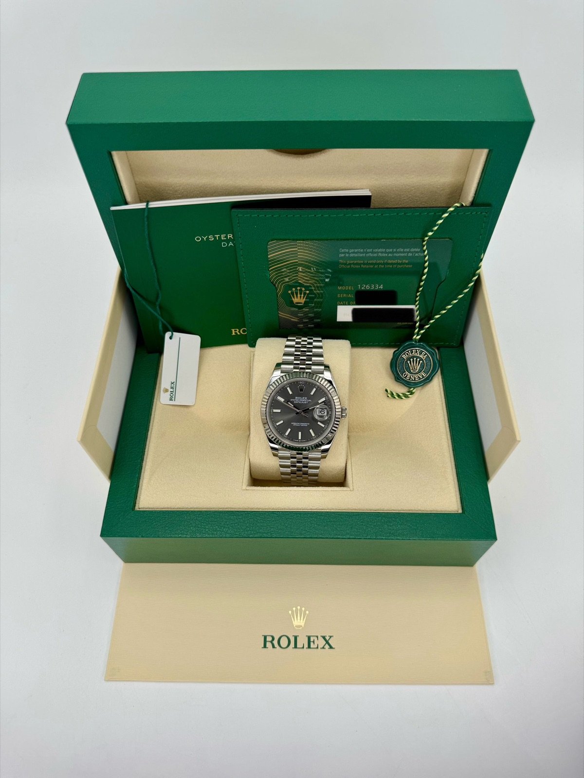 2023 Rolex Datejust 41mm 126334 Stainless Steel Jubilee Rhodium Dial - Image 11