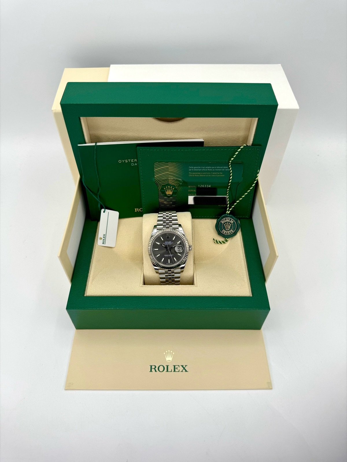 2023 Rolex Datejust 41mm 126334 Stainless Steel Jubilee Rhodium Dial - Image 12