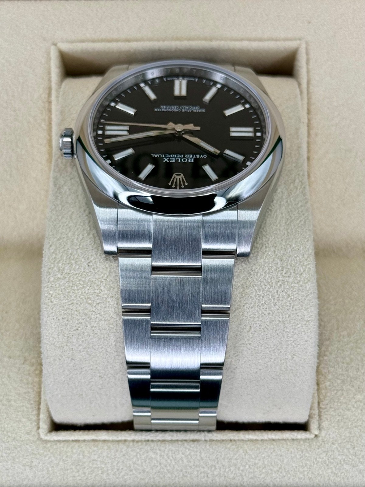 2023 Rolex Oyster Perpetual 41mm 124300 Black Dial - Image 4