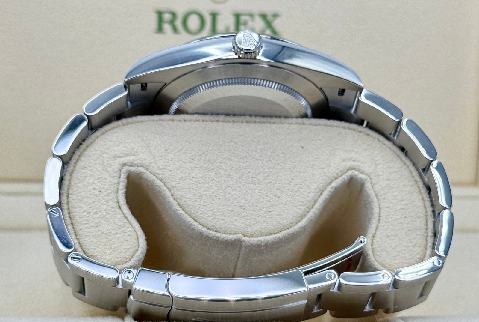 2023 Rolex Oyster Perpetual 41mm 124300 Black Dial - Image 9