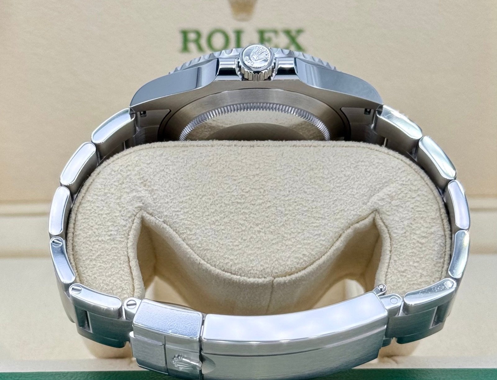 2023 Rolex Submariner 41mm 124060 Stainless Steel Black Dial (Unworn) - Image 9