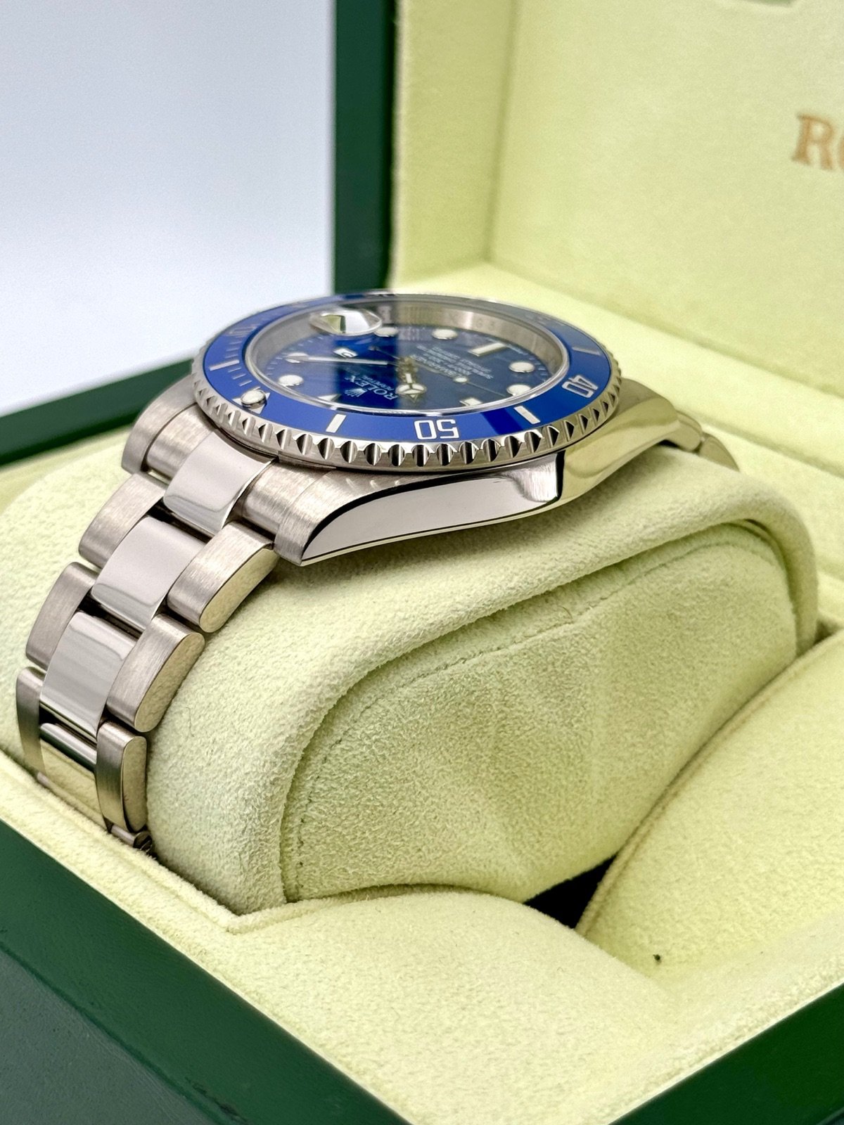2013 Rolex Submariner “Smurf” 40mm 116619LB White Gold Blue Dial - Image 7