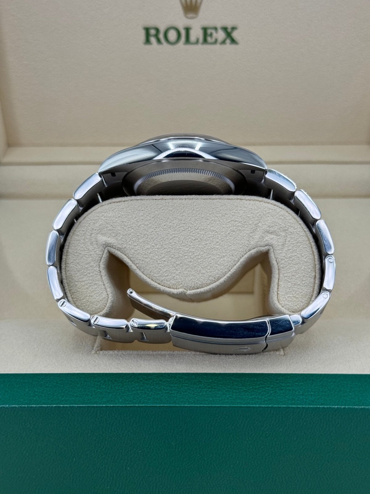 2023 Rolex Oyster Perpetual 41mm 124300 Green Dial (Unworn) - Image 10