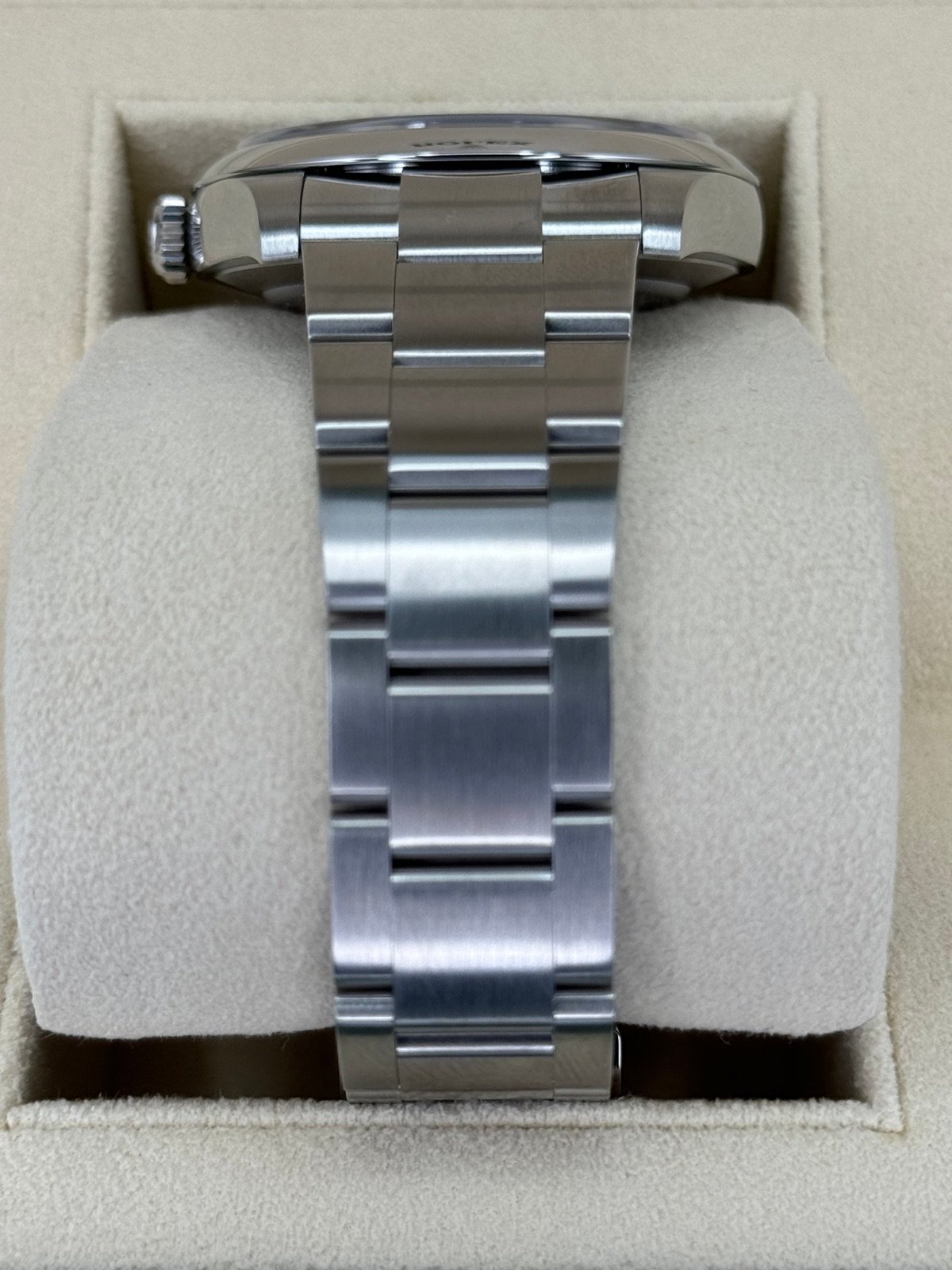 2023 Rolex Oyster Perpetual 41mm 124300 Green Dial (Unworn) - Image 4