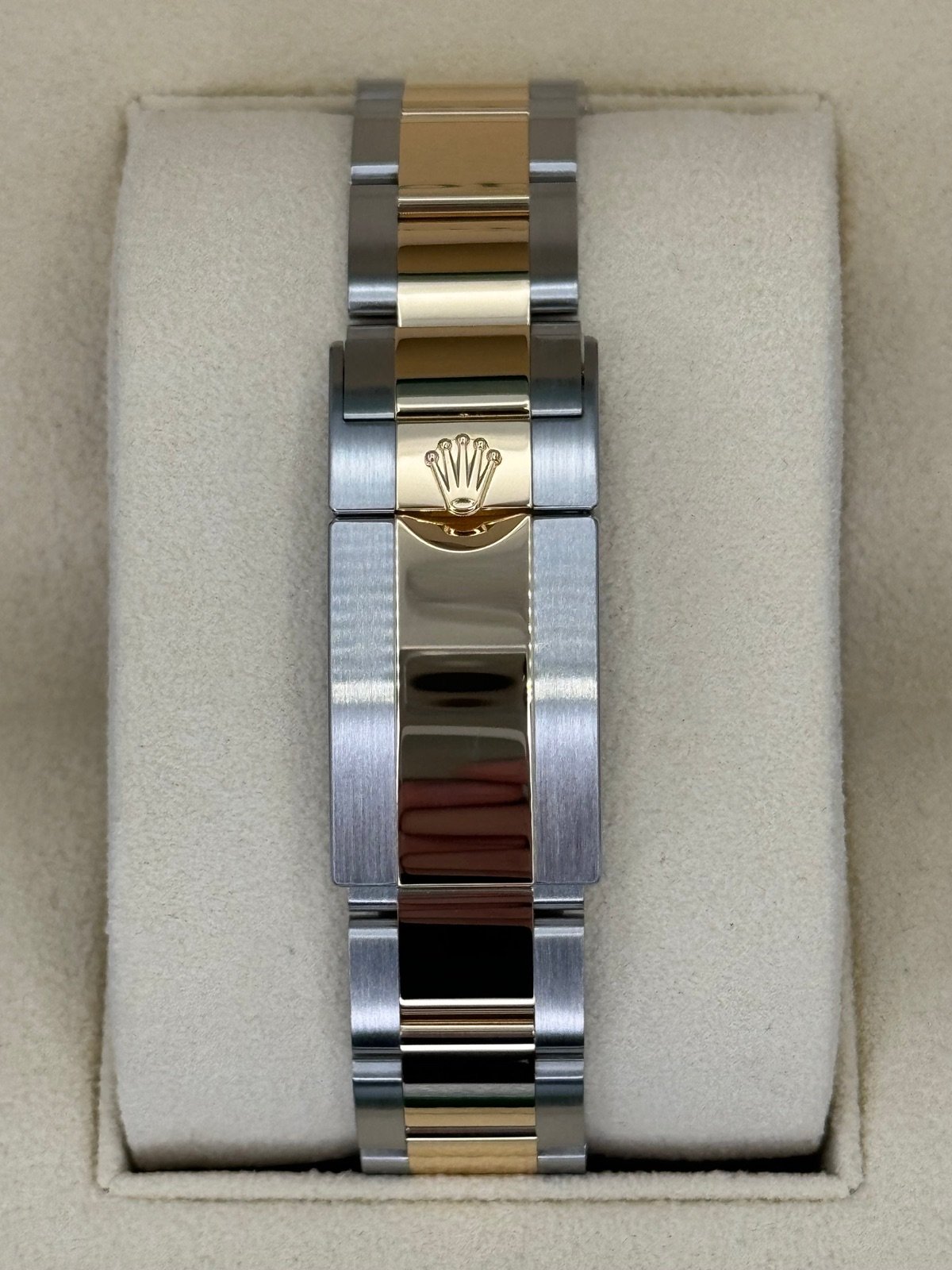2023 Rolex Daytona 40mm 116503 Tow-Tone White Dial - Image 2