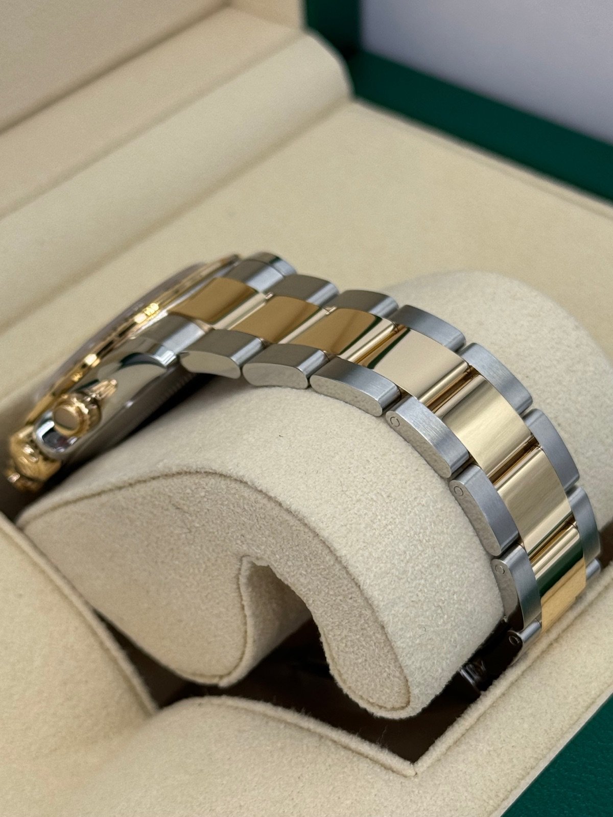 2023 Rolex Daytona 40mm 116503 Tow-Tone White Dial - Image 8