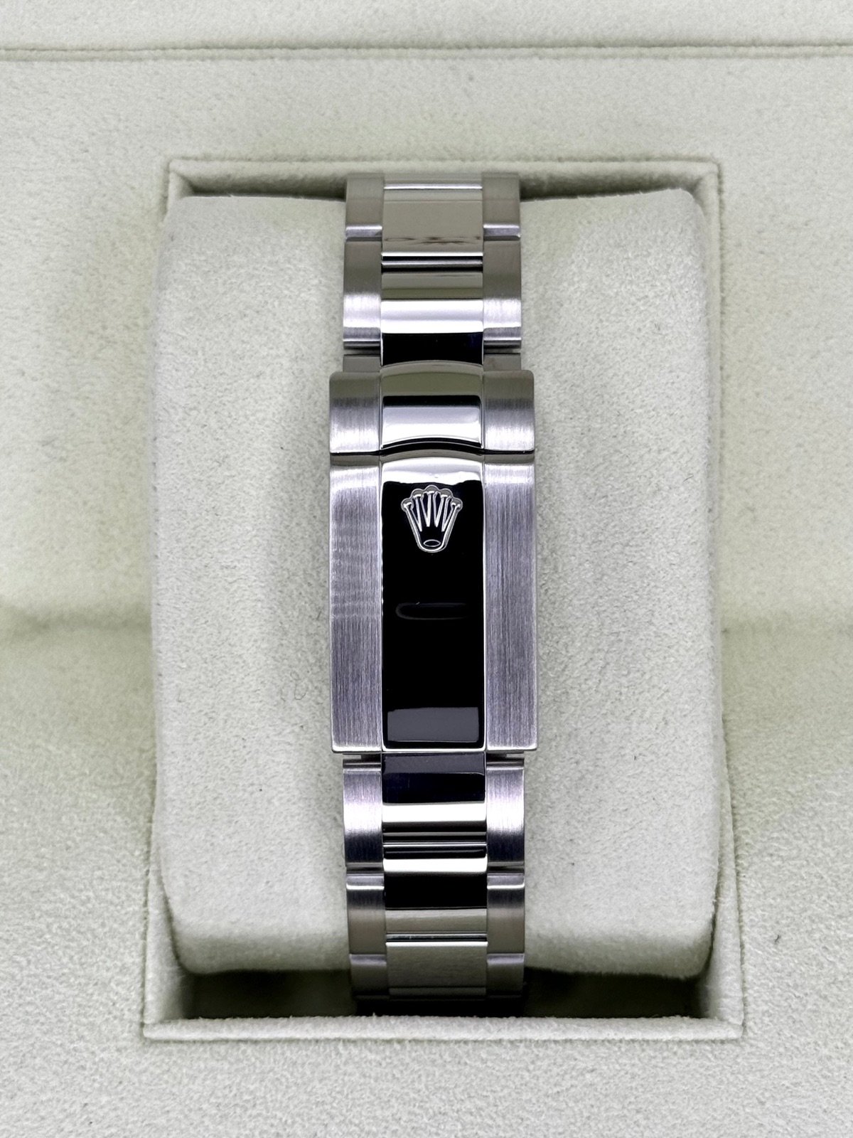 Rolex Datejust 41mm 116334 Stainless Steel Oyster White Dial - Image 2