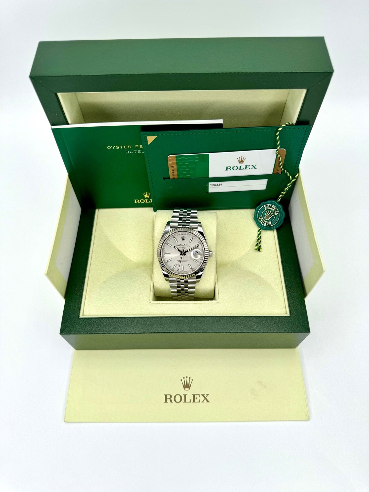2017 Rolex Datejust 41mm 126334 Stainless Steel Jubilee Silver Dial - Image 11