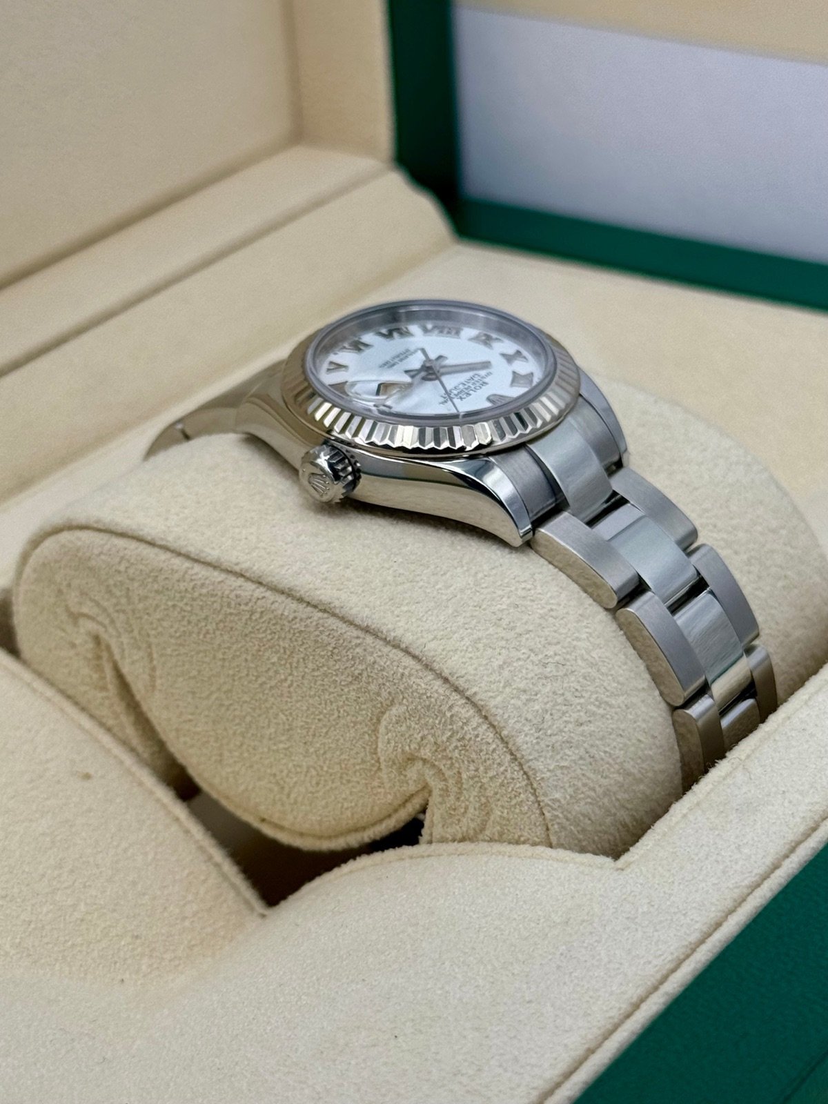 2021 Rolex Lady Datejust 28mm 279174 Stainless Steel Oyster White Dial - Image 8