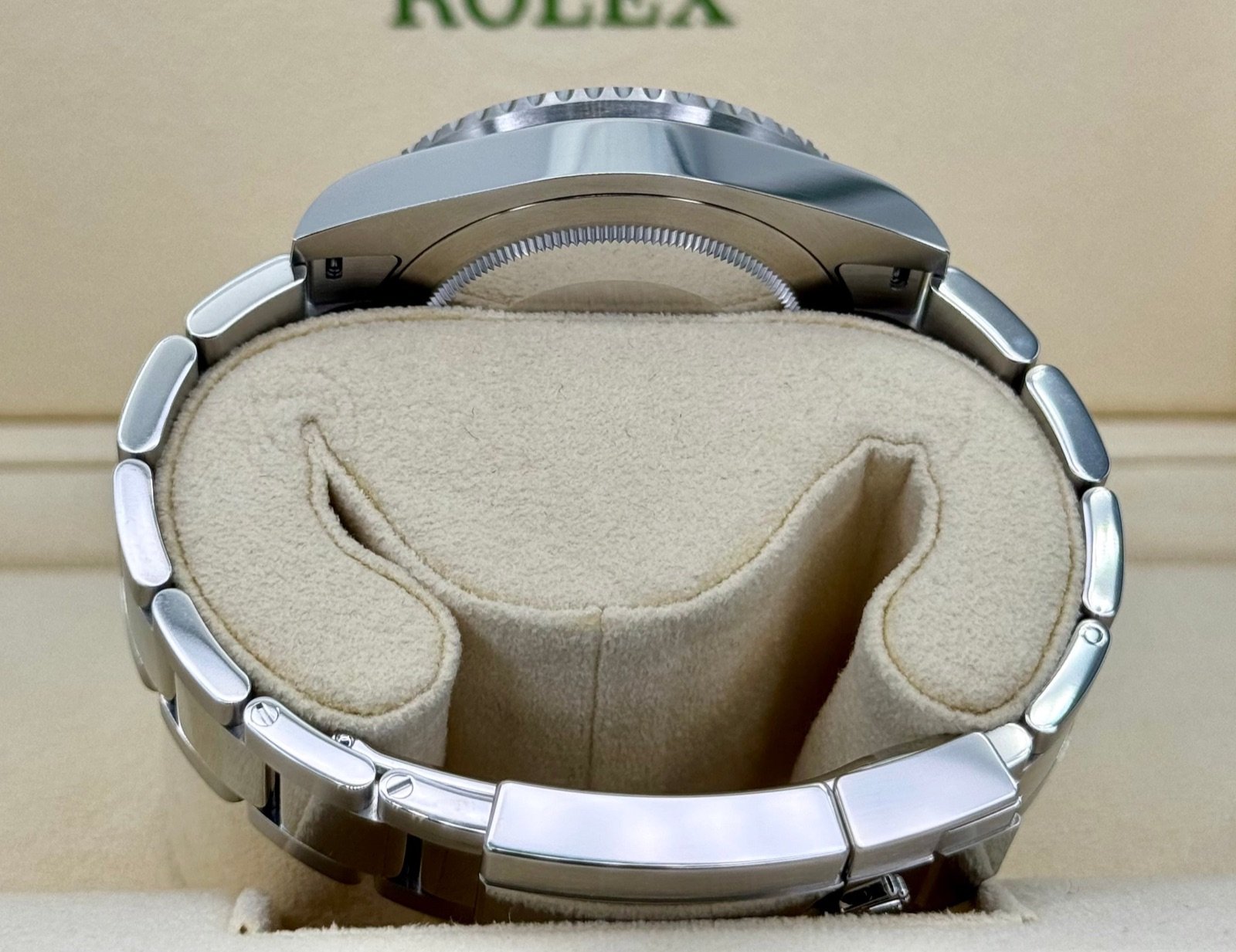 2022 GMT-Master II “Pepsi” 40mm 126710BLRO Oyster (Unworn) - Image 10