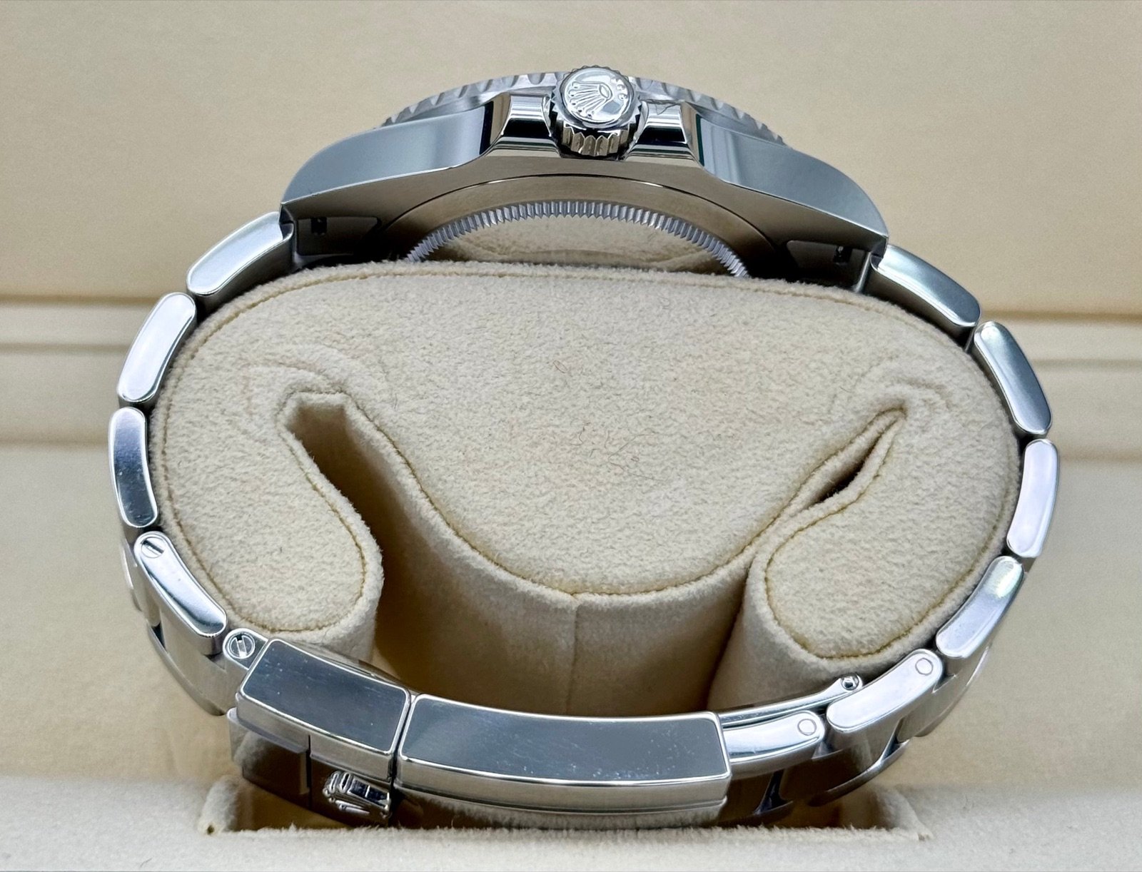 2022 GMT-Master II “Pepsi” 40mm 126710BLRO Oyster (Unworn) - Image 9