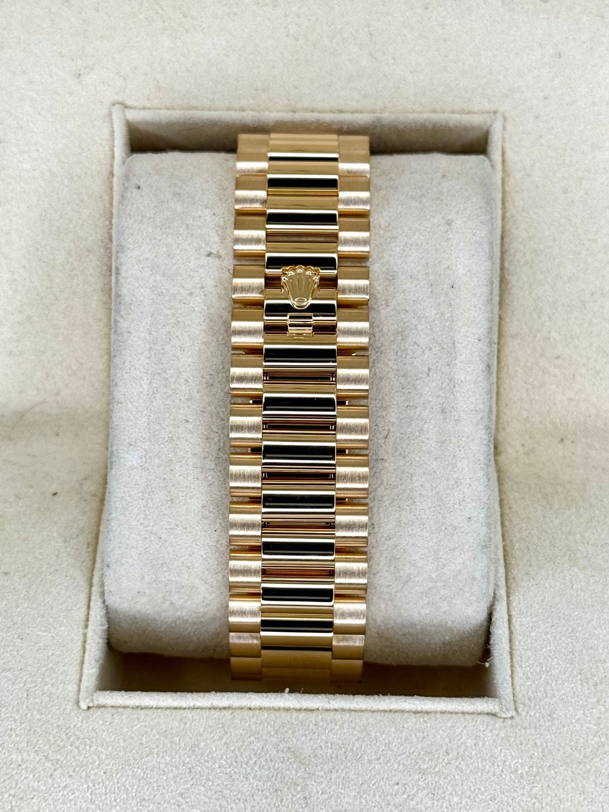 2021 Rolex Day-Date 40mm 228238 Presidential White Dial - Image 2
