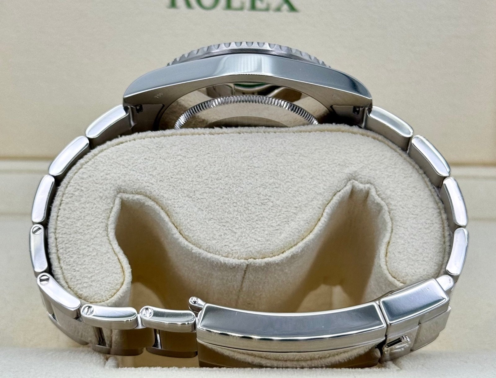 2012 Rolex Submariner “Smurf” 40mm 116619 White Gold Blue Dial - Image 10
