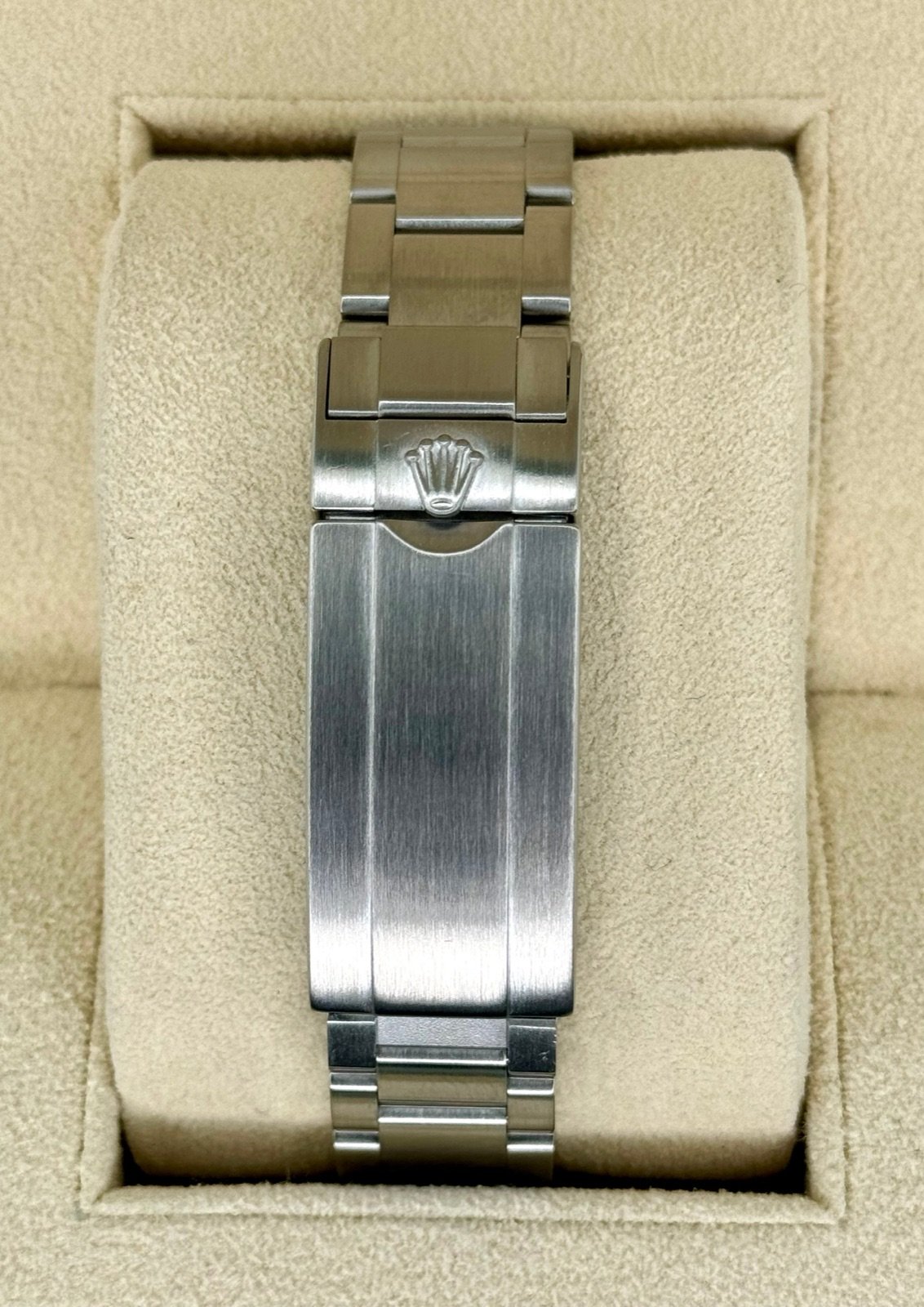 Submariner “Hulk” 40mm 116610LV Green Dial - Image 3