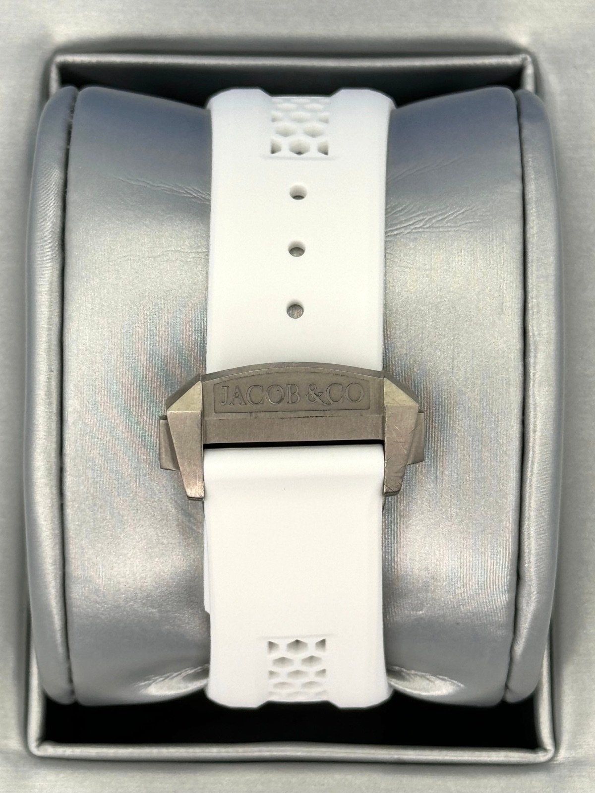 2020 Jacob & Co Epic X Chrono Messi 47mm EC313.20.PE.LL.K Titanium - Image 2