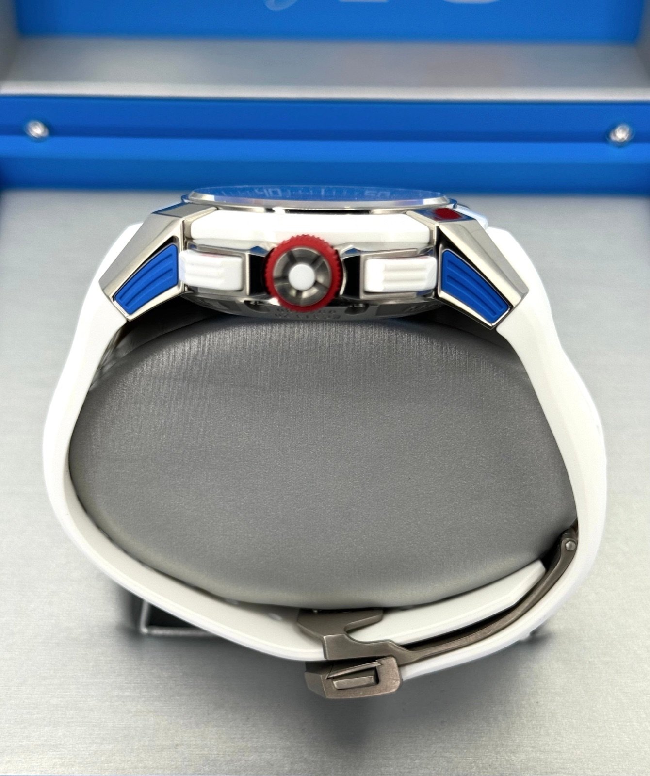 2020 Jacob & Co Epic X Chrono Messi 47mm EC313.20.PE.LL.K Titanium - Image 9