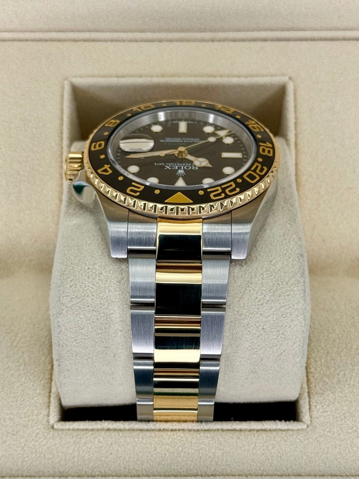 Rolex GMT-Master II 40mm 116713LN Two-Tone Black Dial - Image 4