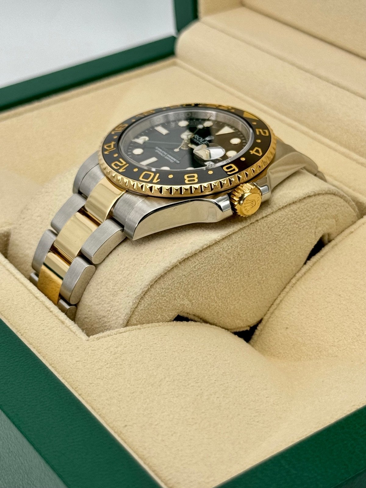 Rolex GMT-Master II 40mm 116713LN Two-Tone Black Dial - Image 5