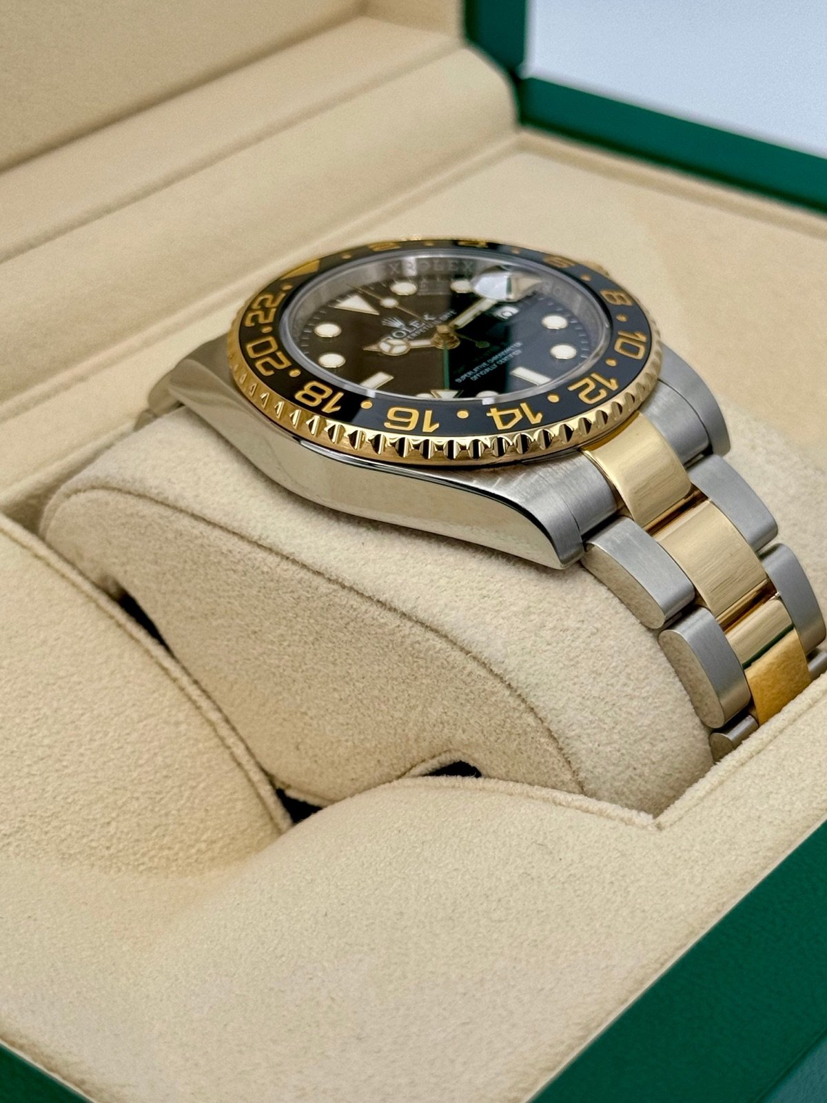 Rolex GMT-Master II 40mm 116713LN Two-Tone Black Dial - Image 6