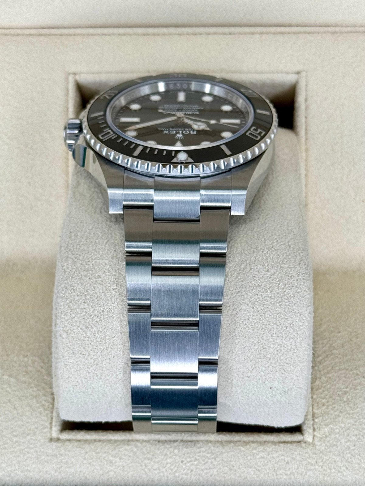2023 Rolex Submariner 41mm 124060 Stainless Steel Black Dial (Unworn) - Image 4