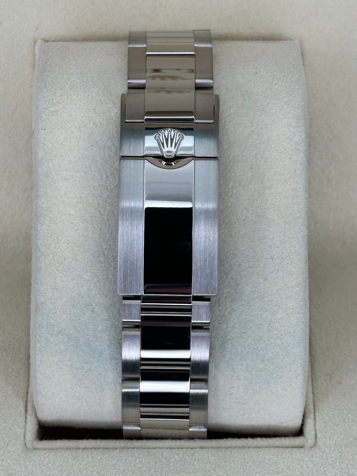 2021 Rolex Daytona 40mm 116509 White Gold Blue Dial - Image 11