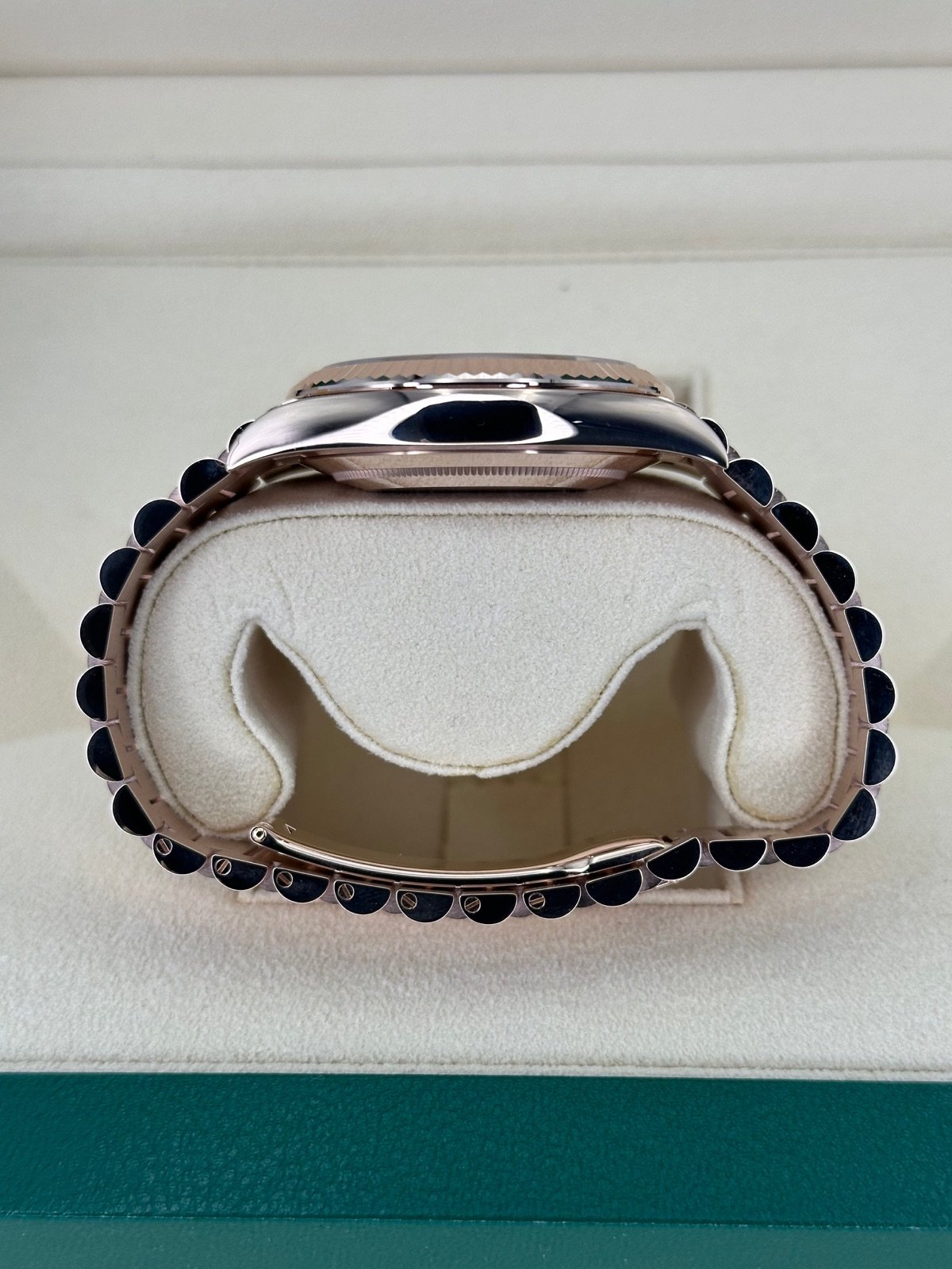 2022 Rolex Day-Date 40mm 228235 Presidential Rose Gold Olive Dial (Unworn) - Image 10