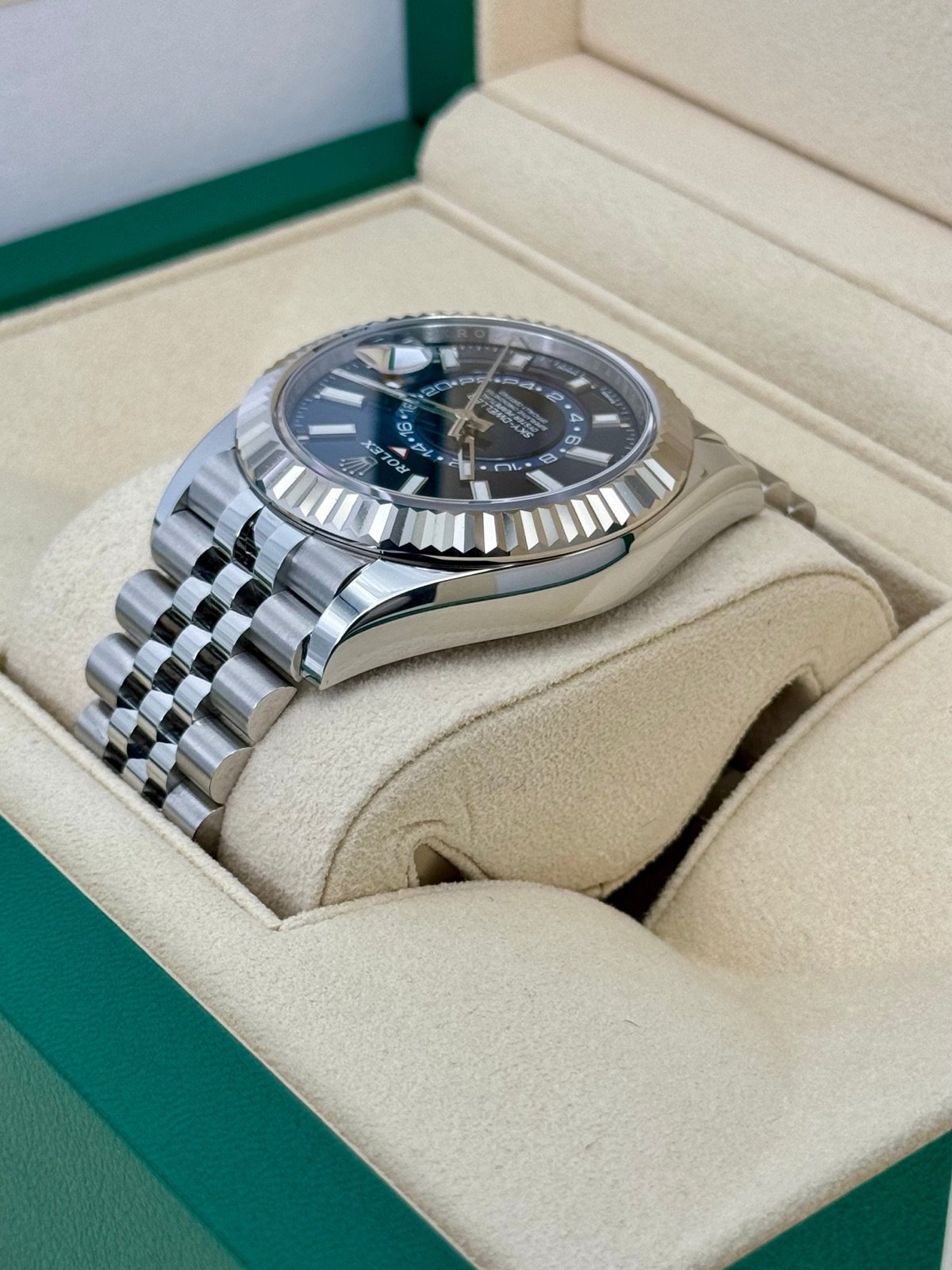 2023 Rolex Sky-Dweller 42mm 326934 Jubilee Blue Dial (Unworn) - Image 7