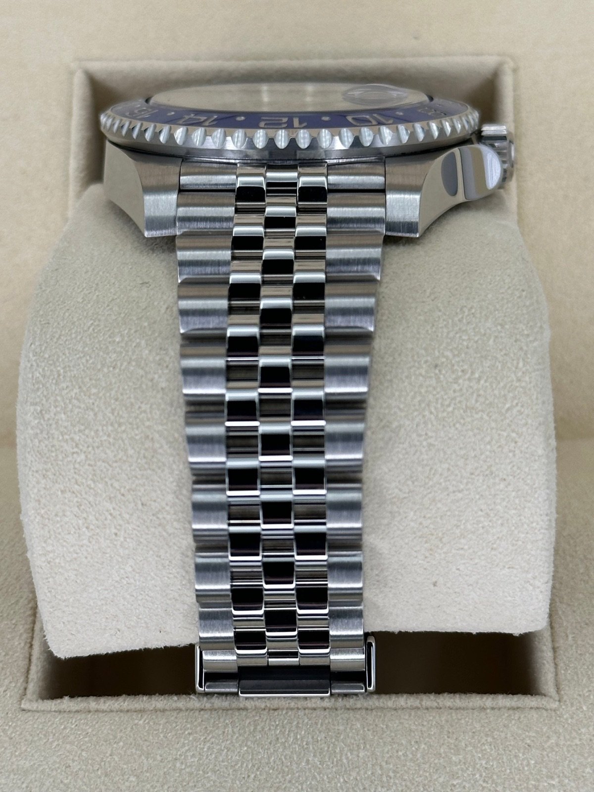 2023 Rolex GMT-Master II “Batgirl” 40mm 126710BLNR Jubilee Black Dial - Image 3