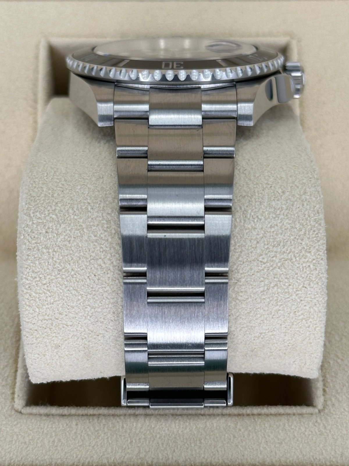 2022 Rolex Submariner 41mm 126610LN Stainless Steel Black Dial - Image 3