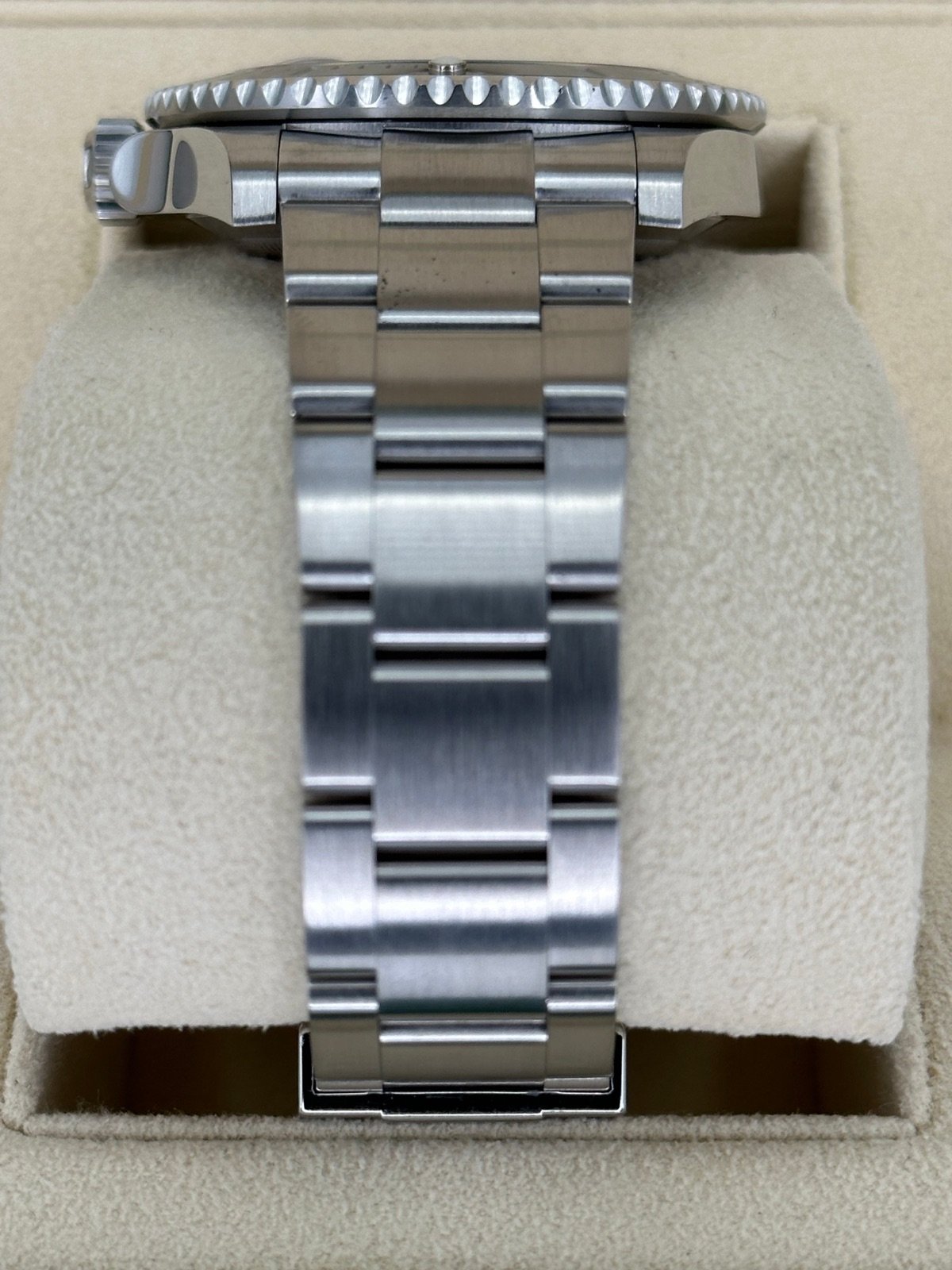 2022 Rolex Submariner 41mm 126610LN Stainless Steel Black Dial - Image 4