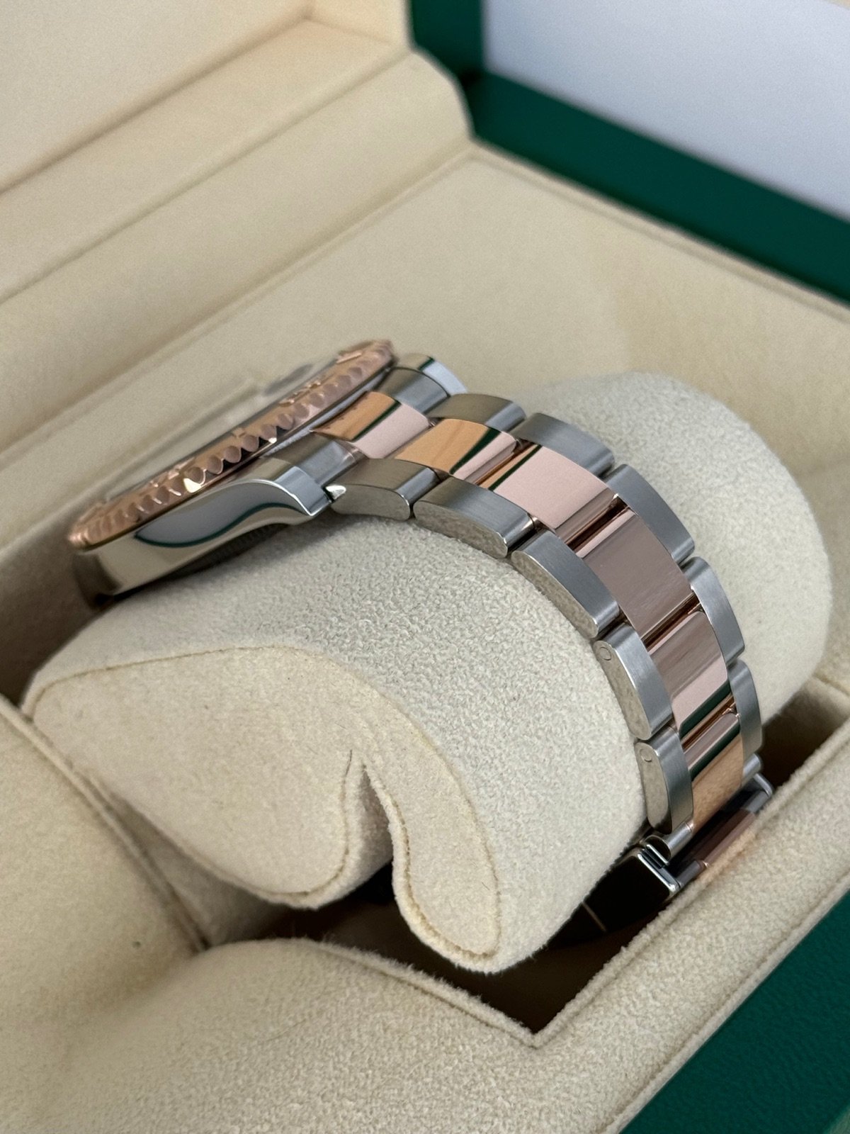 2023 Rolex Yacht-Master 37mm 268621 Two-Tone Chocolate Dial - Image 6