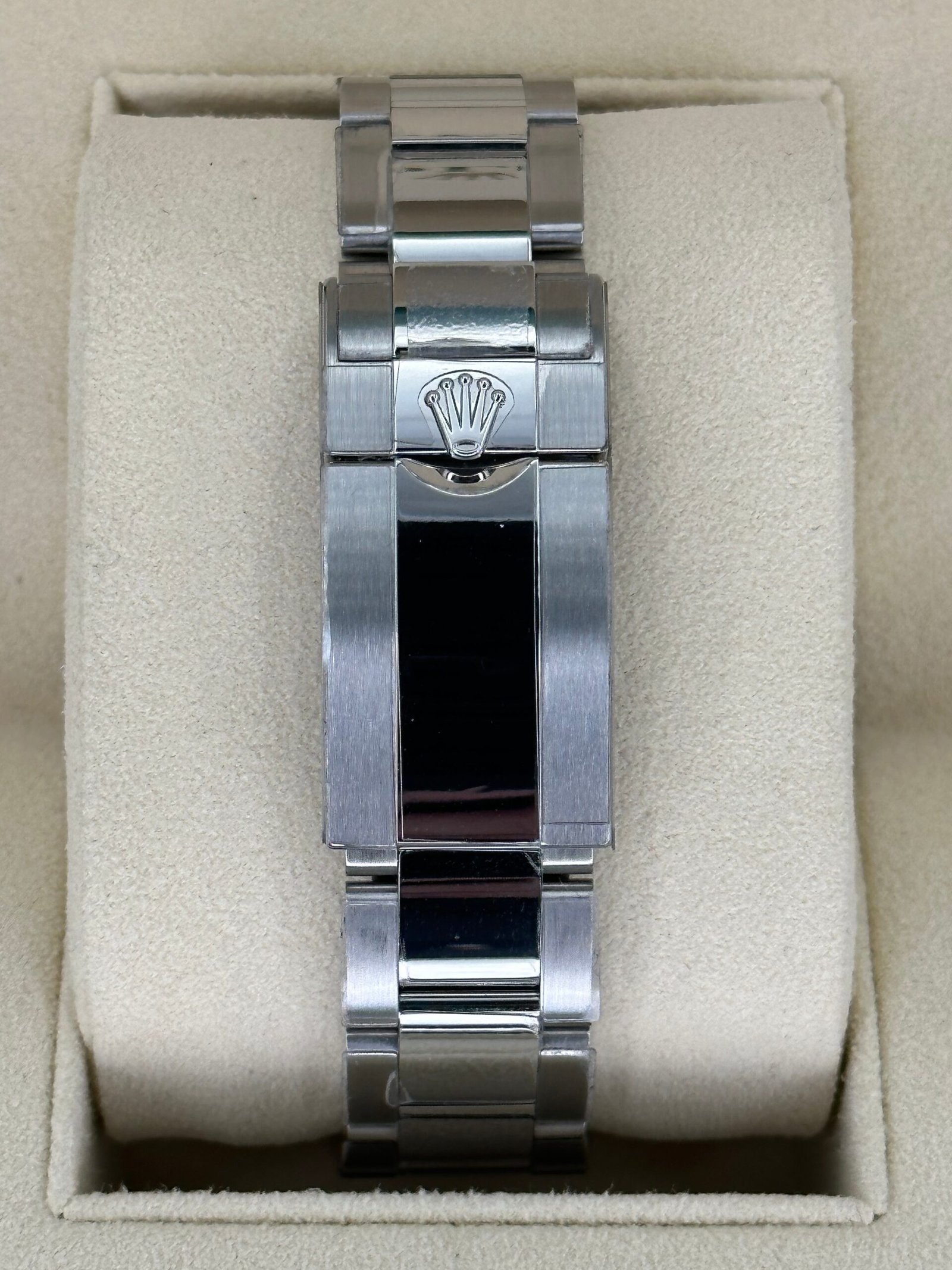 2022 Rolex GMT-Master II “Pepsi” 40mm 126710BLRO Oyster - Image 2
