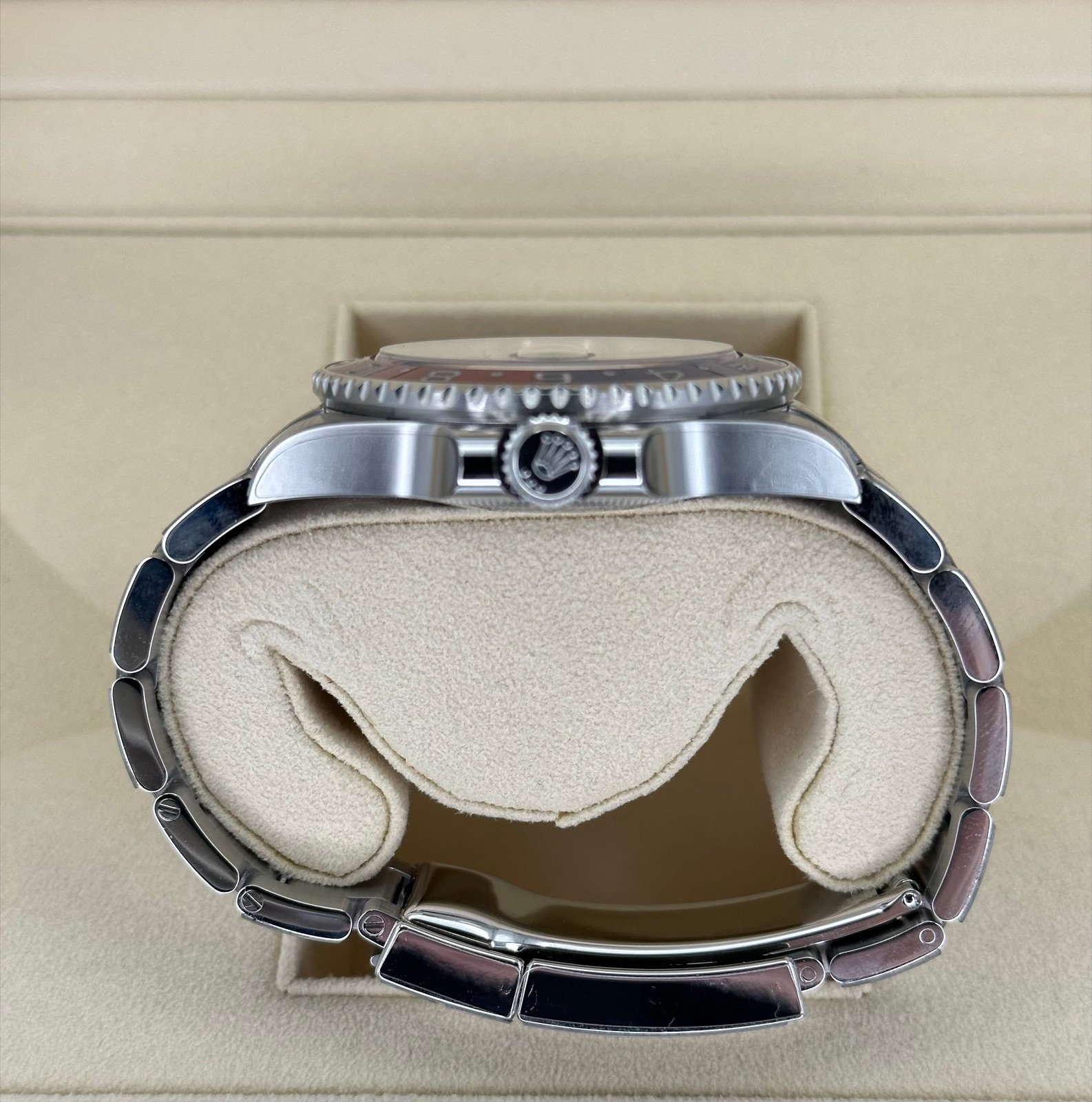 2022 Rolex GMT-Master II “Pepsi” 40mm 126710BLRO Oyster - Image 9