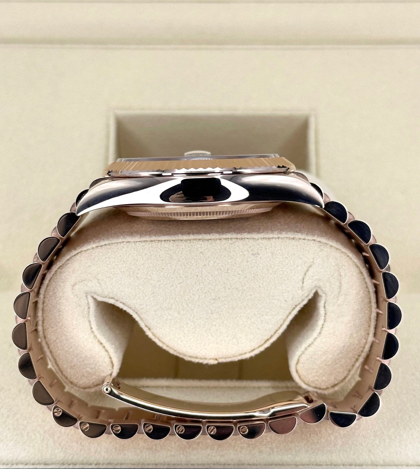 2024 Rolex Day-Date 40mm 228235 Presidential Rose Gold Olive Dial (Unworn) - Image 10