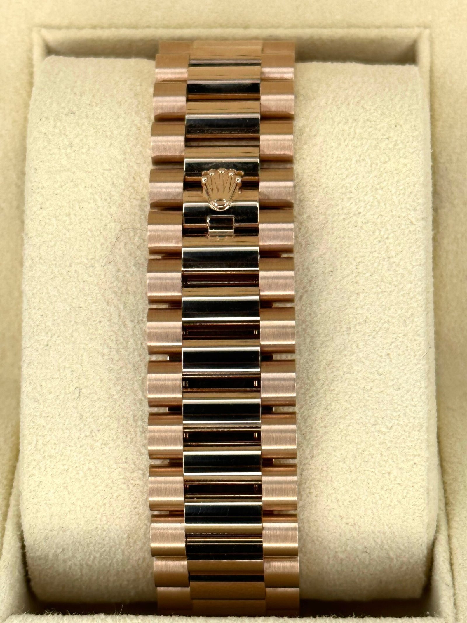 2024 Rolex Day-Date 40mm 228235 Presidential Rose Gold Olive Dial (Unworn) - Image 2