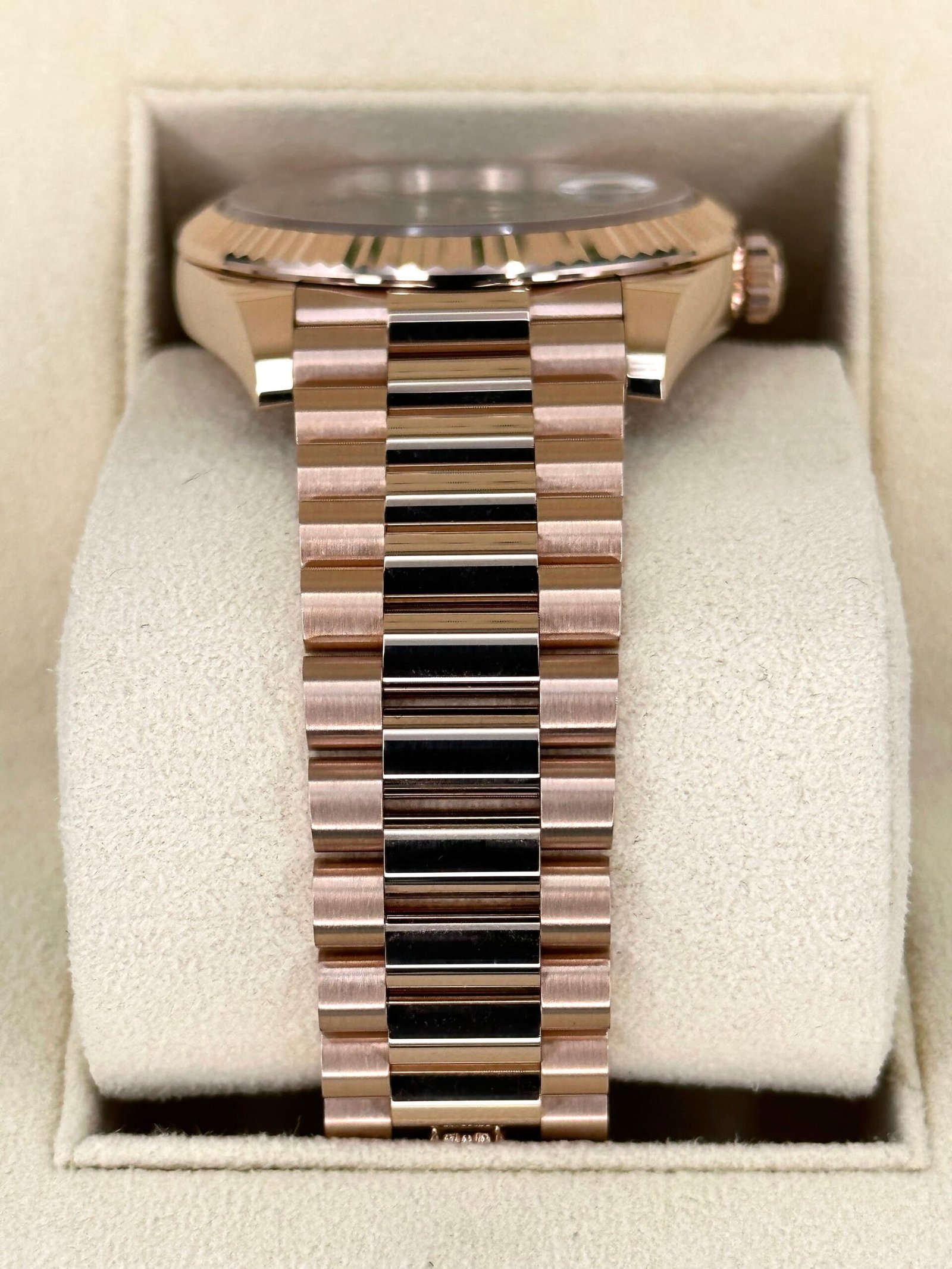 2024 Rolex Day-Date 40mm 228235 Presidential Rose Gold Olive Dial (Unworn) - Image 3