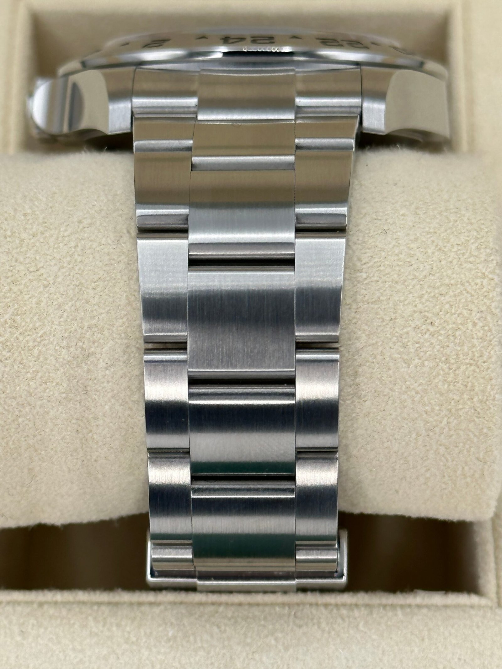 2023 Rolex Explorer II 42mm 226570 Polar White Dial (Unworn) - Image 4