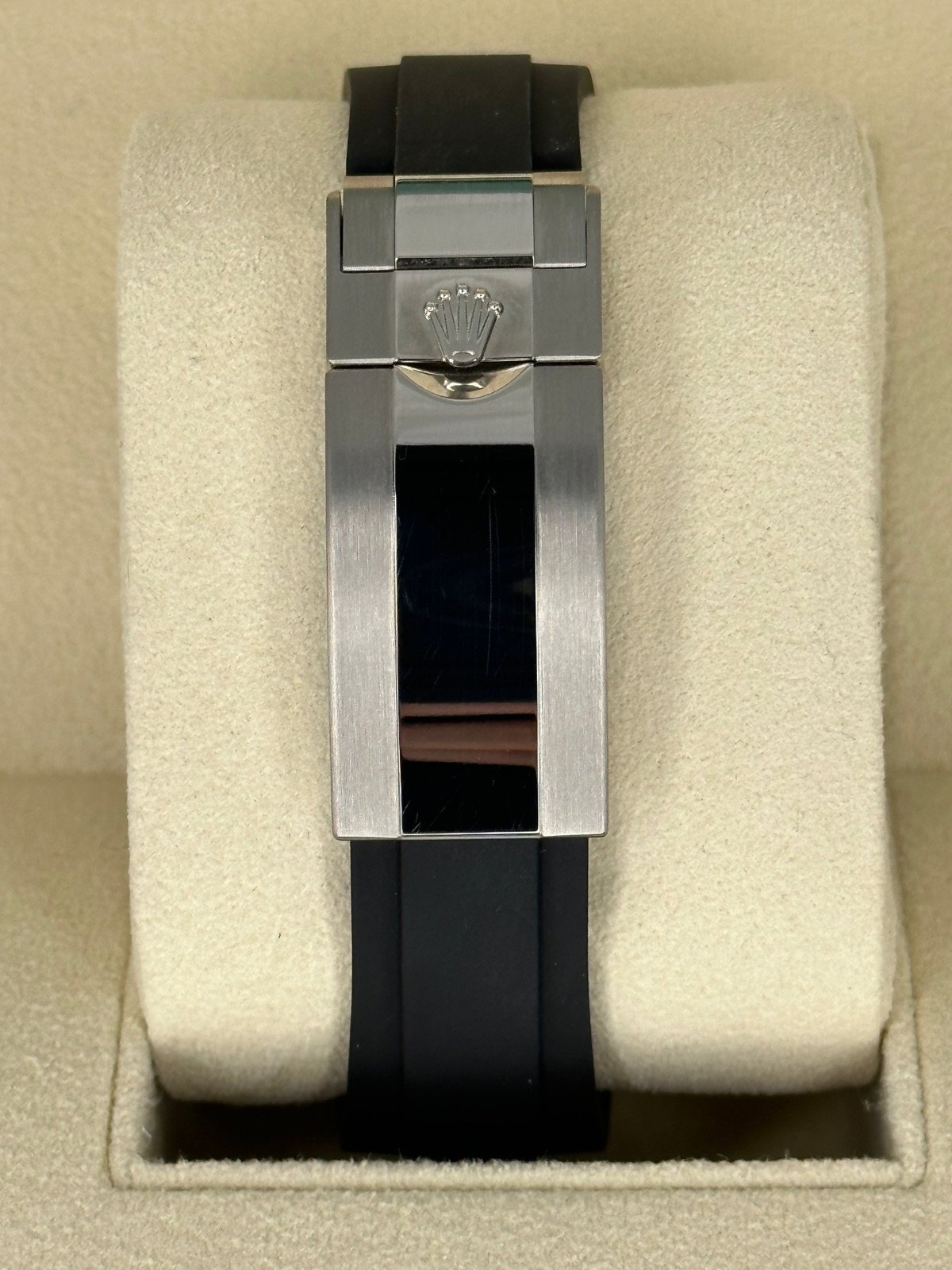 2023 Rolex Yacht-Master 42mm 226659 White Gold Oysterflex Black Dial (Unworn) - Image 2