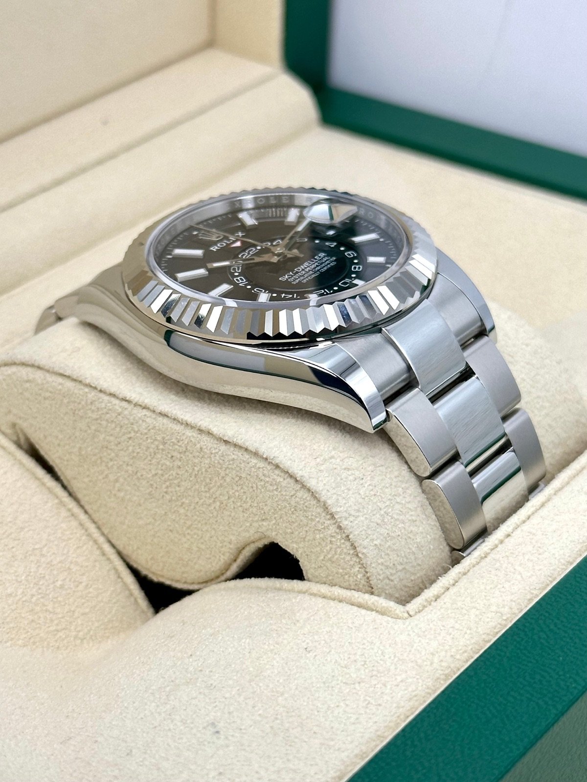2023 Rolex Sky-Dweller 42mm 336934 Oyster Black Dial (Unworn) - Image 6