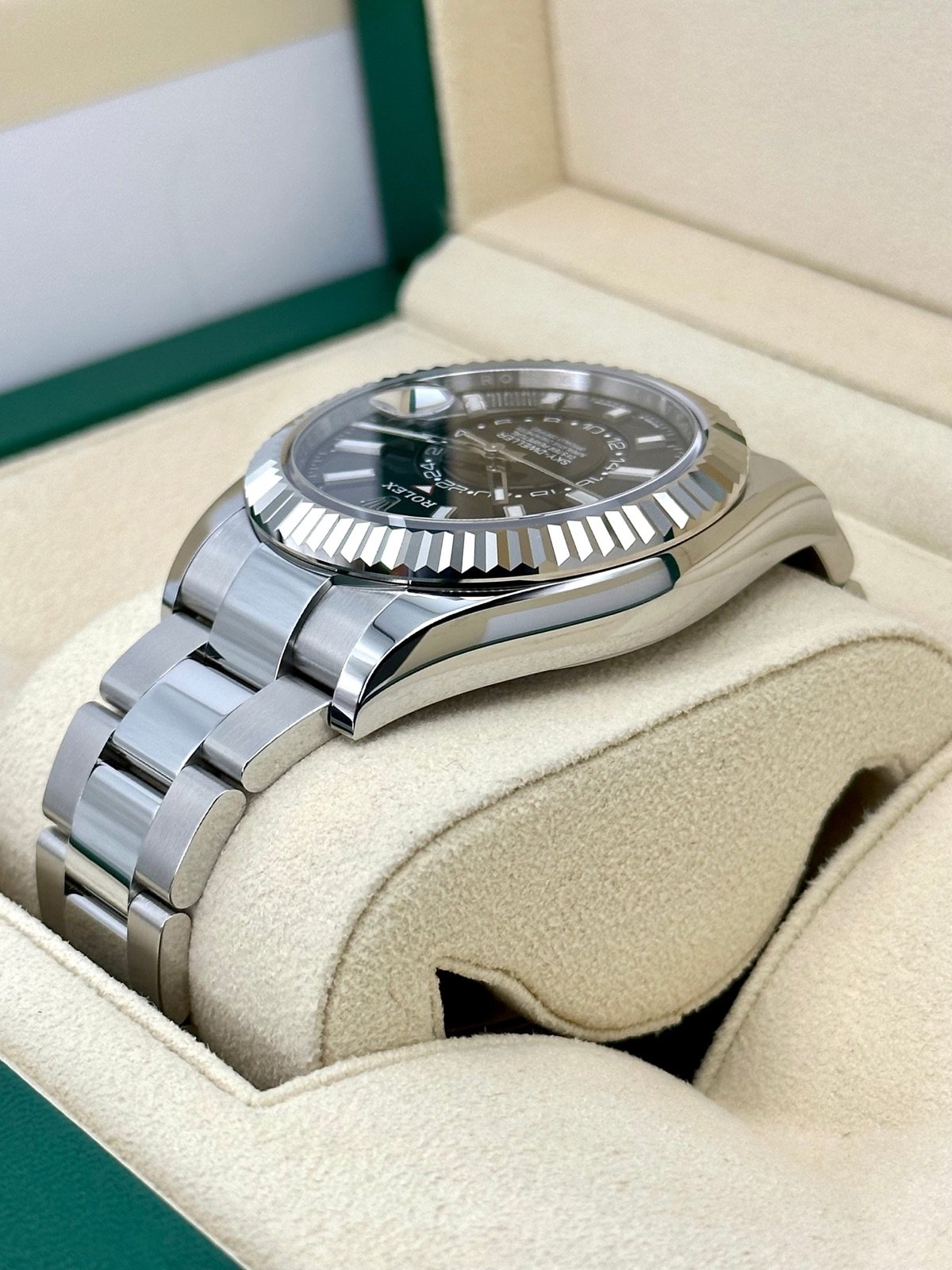 2023 Rolex Sky-Dweller 42mm 336934 Oyster Black Dial (Unworn) - Image 7