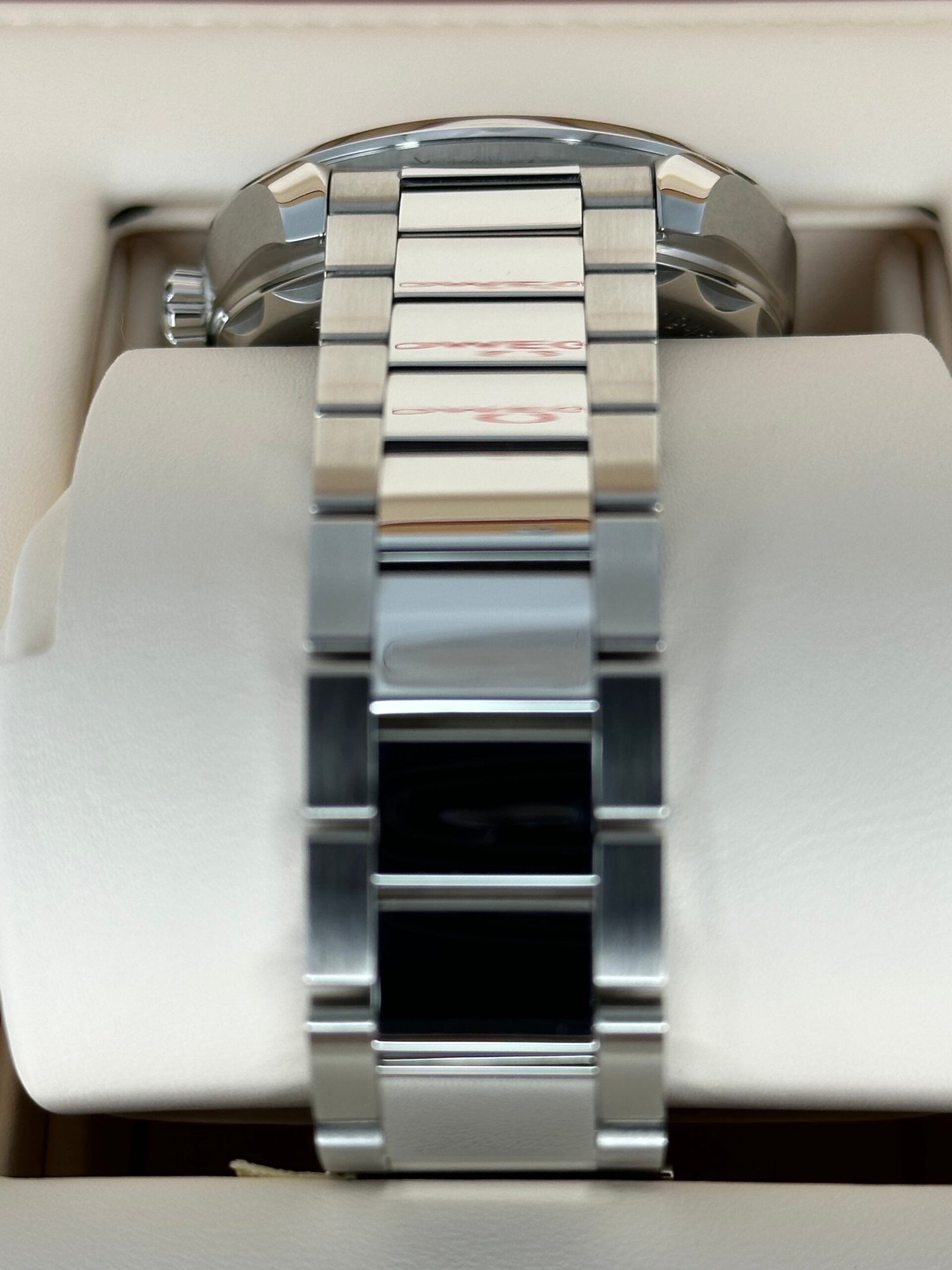 2023 Omega Seamaster Aqua Terra 41mm 220.10.41.21.03.005 Blue Dial - Image 4