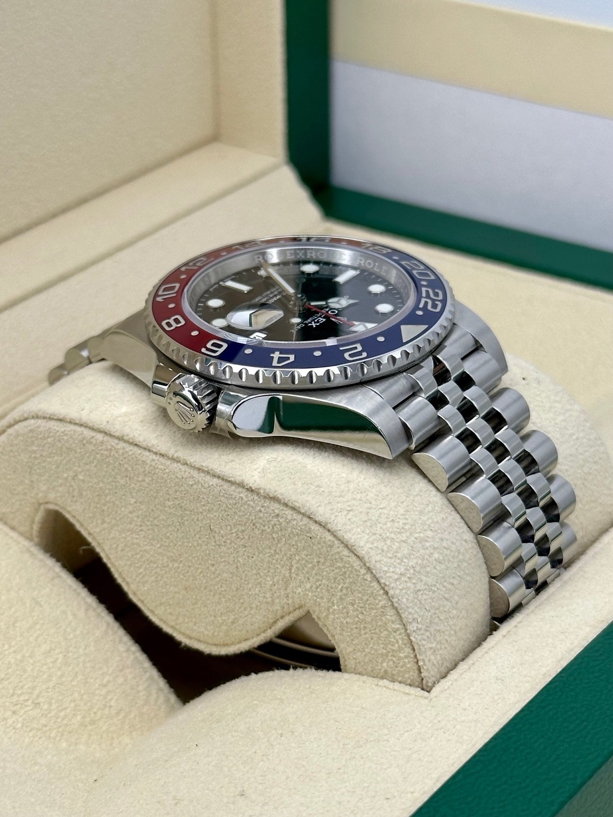 2022 Rolex GMT-Master II “Pepsi” 40mm 126710BLRO Jubilee - Image 8