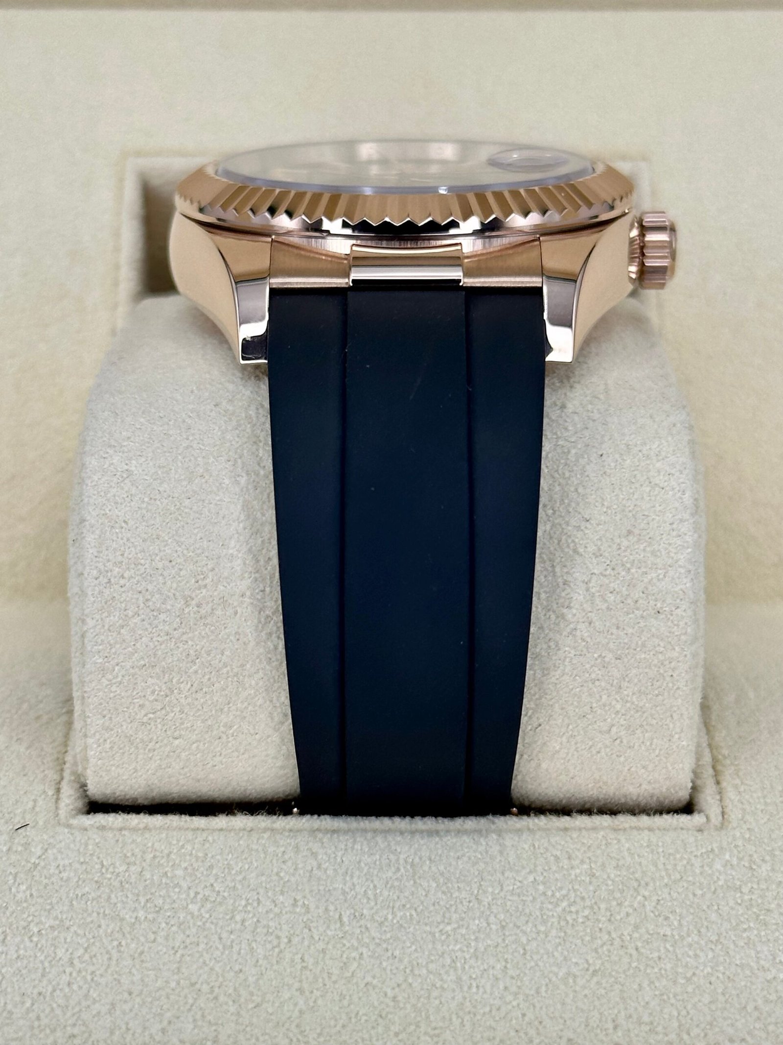 2022 Rolex Sky-Dweller 42mm 326235 Rose Gold Oysterflex Chocolate Dial - Image 3