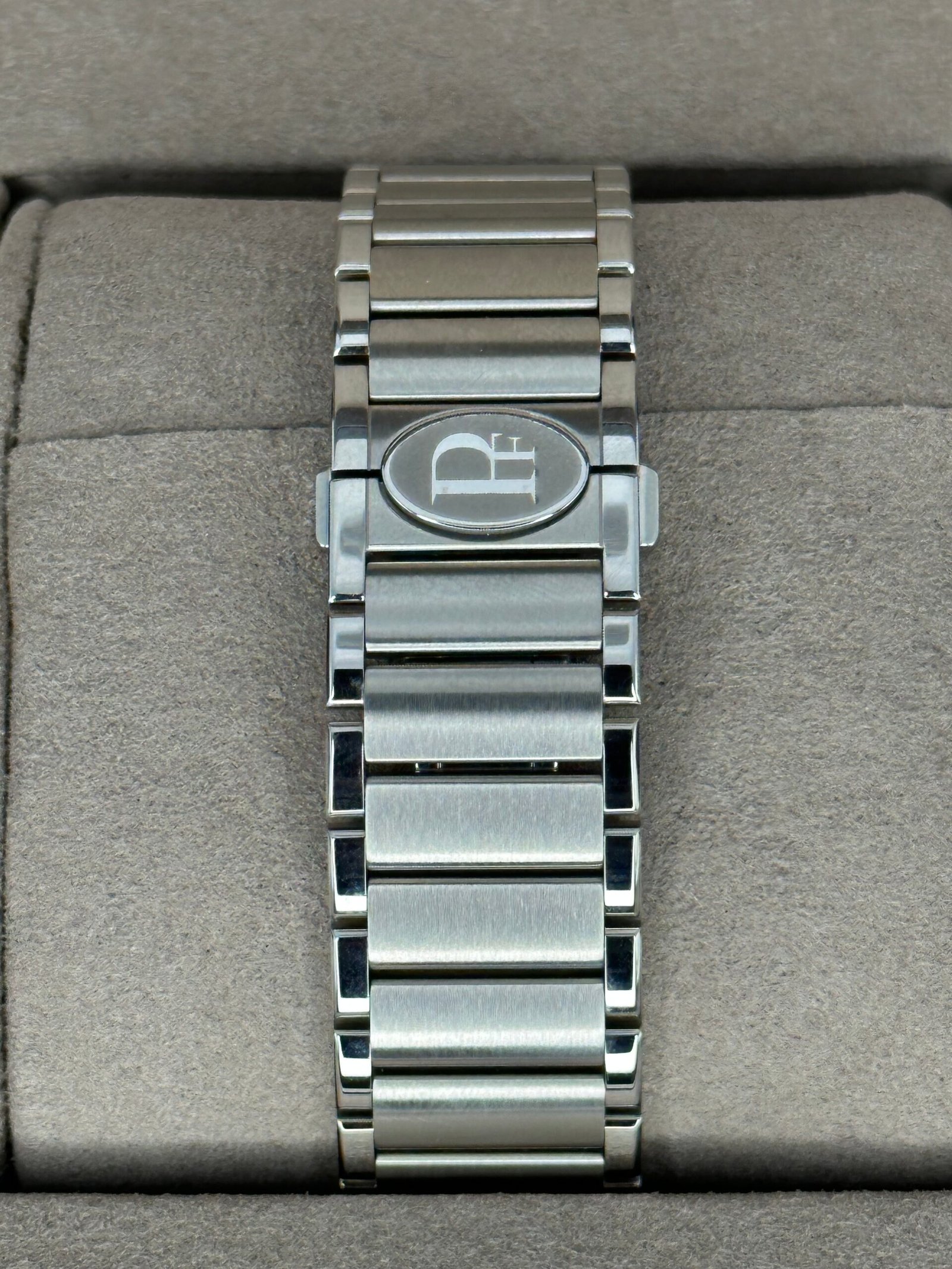 2023 Parmigiani Fleurier Tonda Pf Micro 40mm PFC914 Steel Grey Dial (Unworn) - Image 2