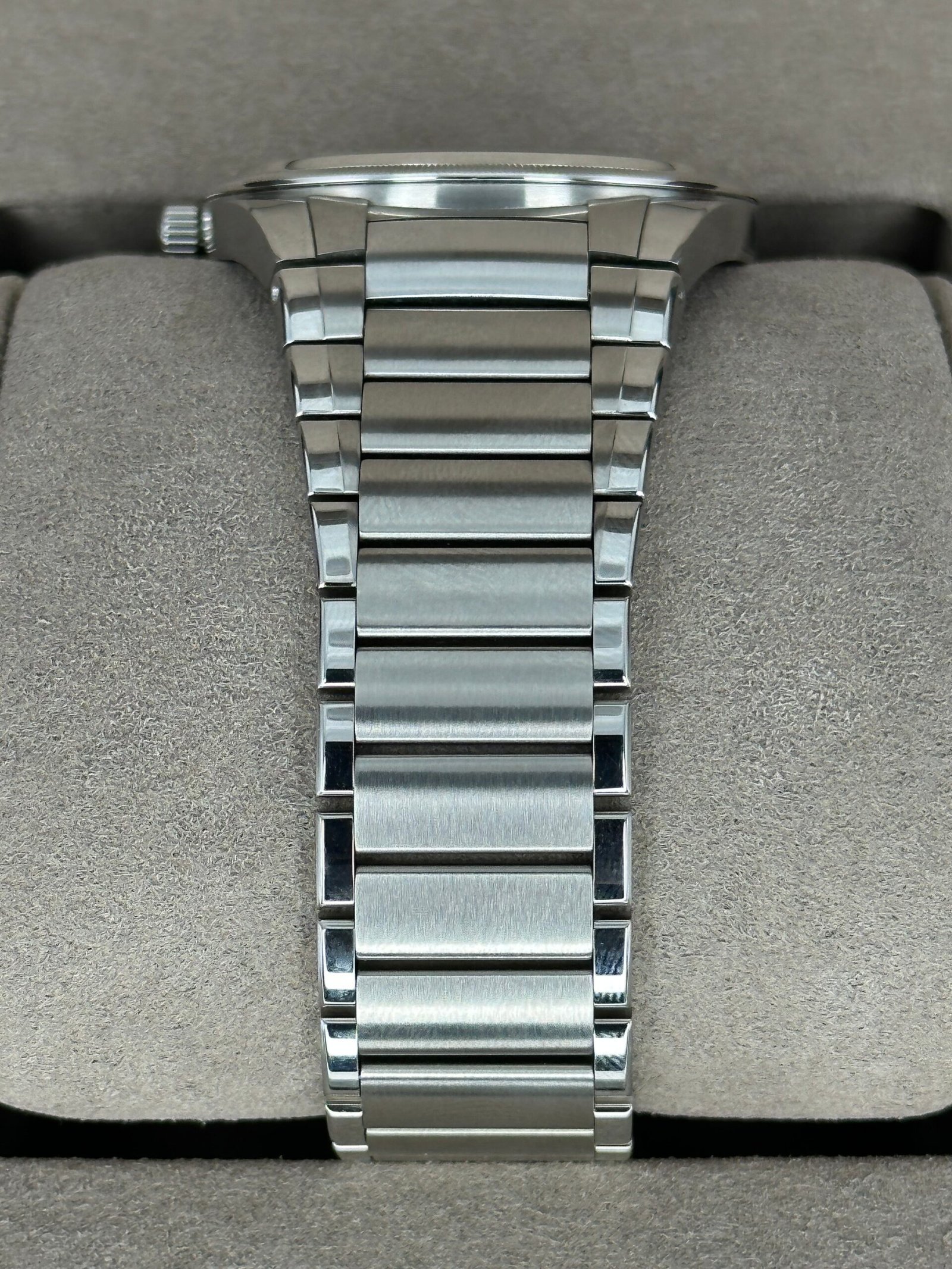 2023 Parmigiani Fleurier Tonda Pf Micro 40mm PFC914 Steel Grey Dial (Unworn) - Image 4