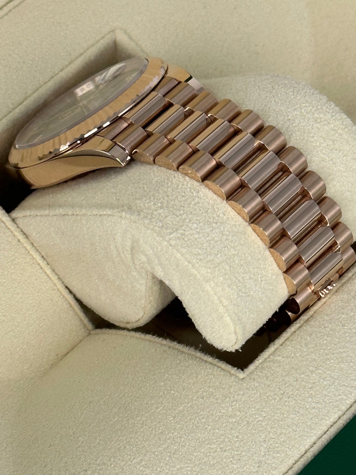 2022 Rolex Day-Date 40mm 228235 Presidential Rose Gold Olive Dial - Image 6